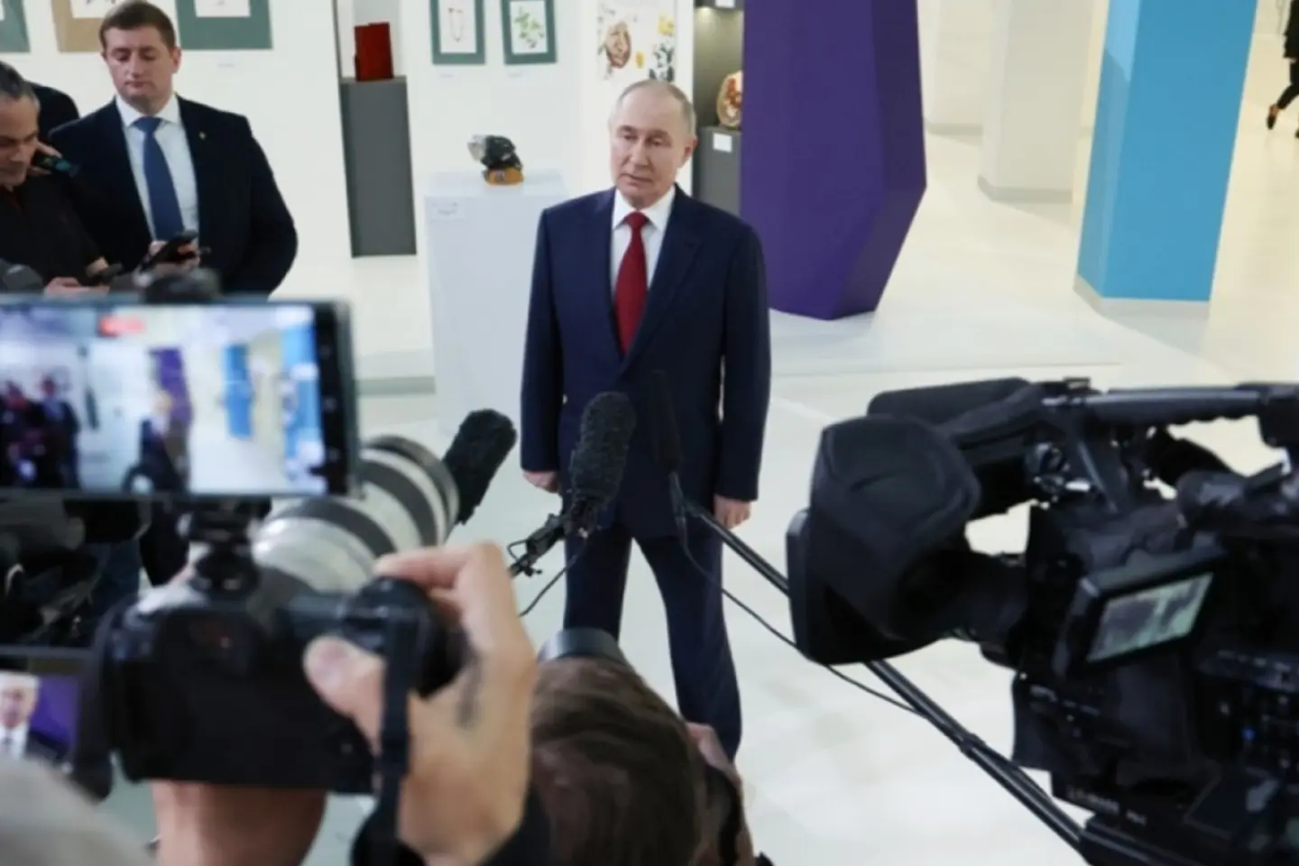 Putin confirmă interesul pentru o reuniune cu Trump