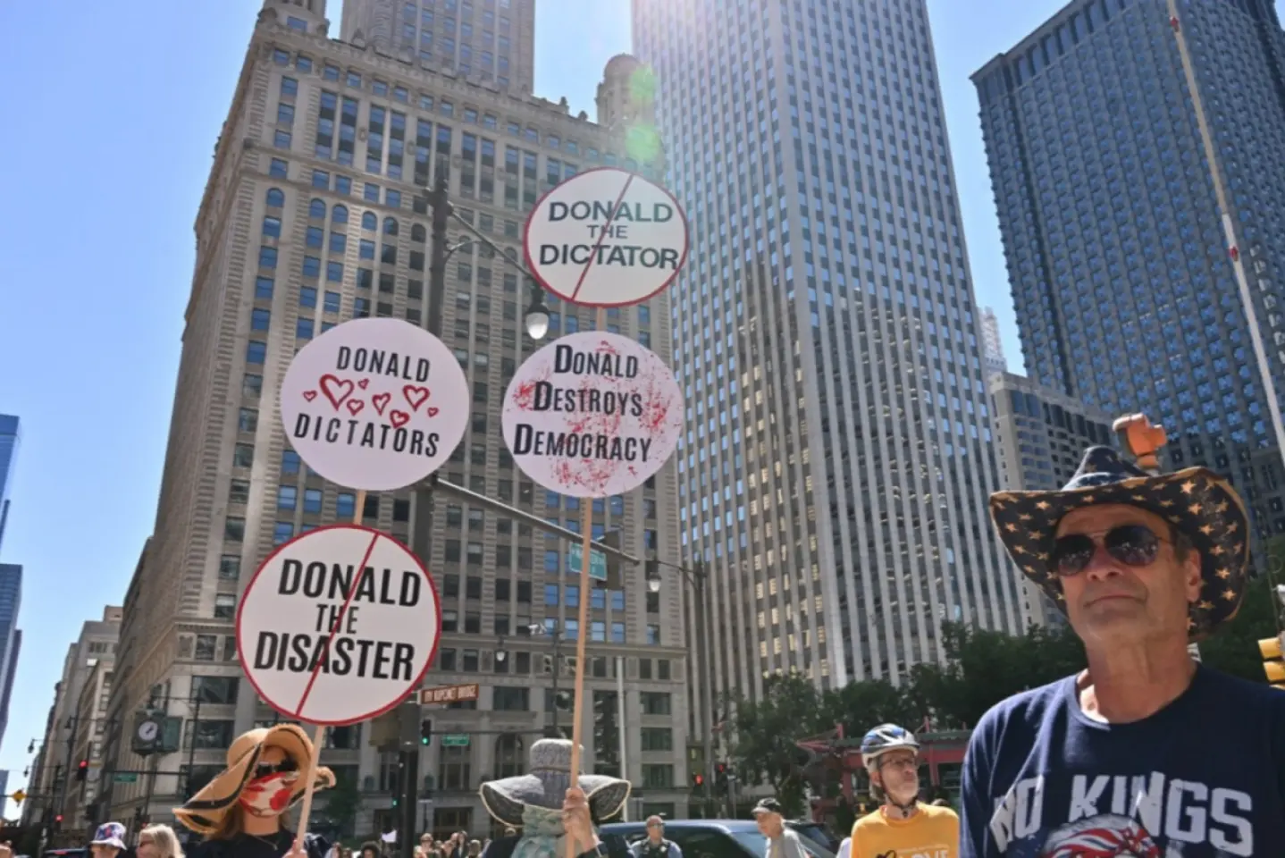 Trump amenință din nou Chicago cu intervenția militară
