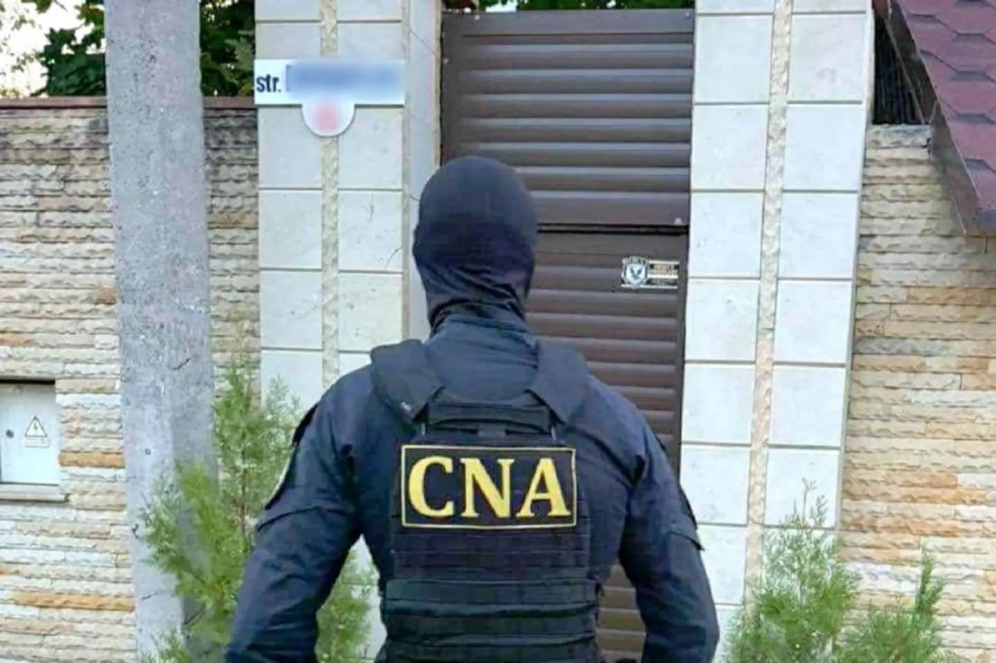 CORUPERE ELECTORALĂ/ Noi percheziții, 10 persoane reținute