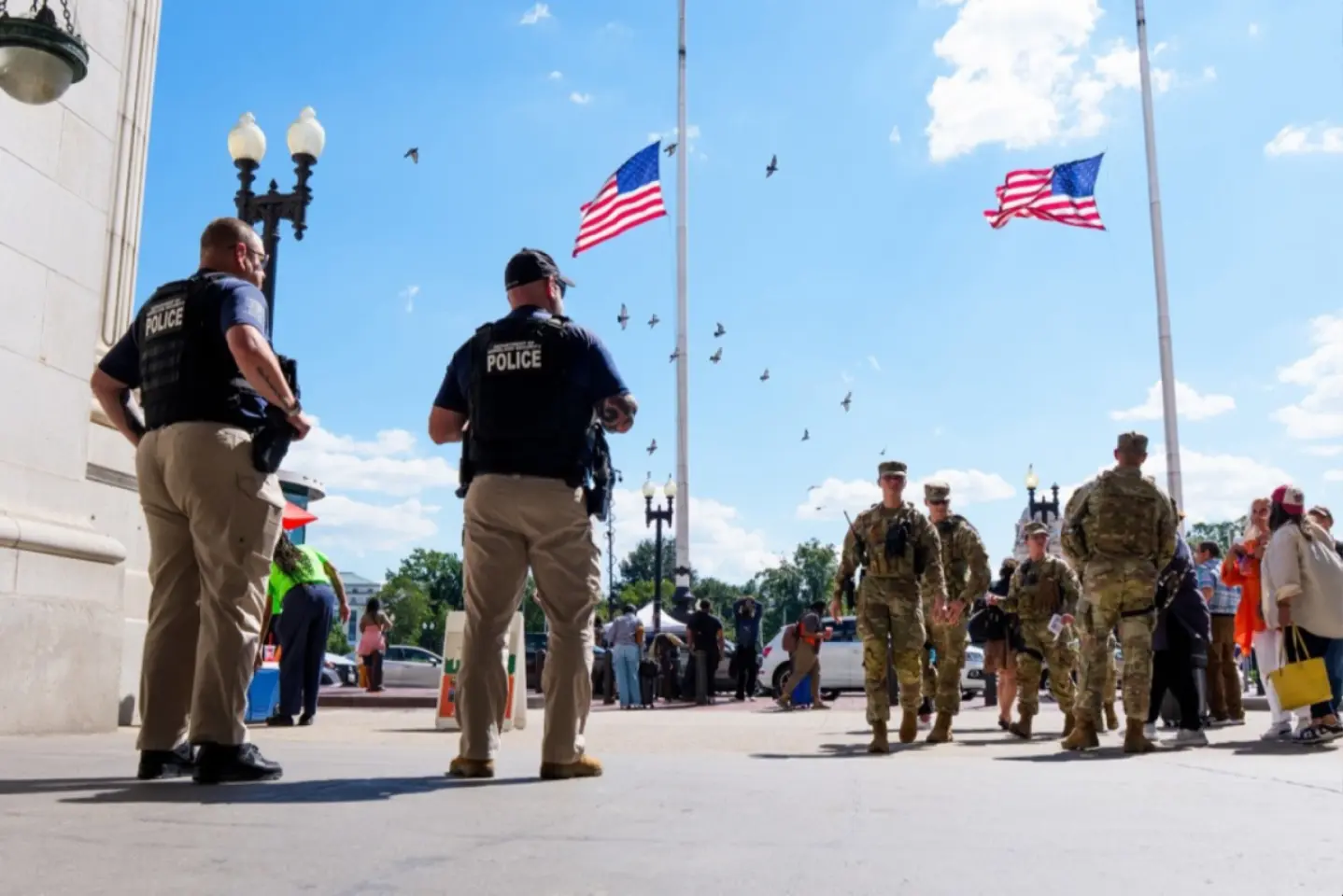 Trump desfășoară Garda Națională în Memphis