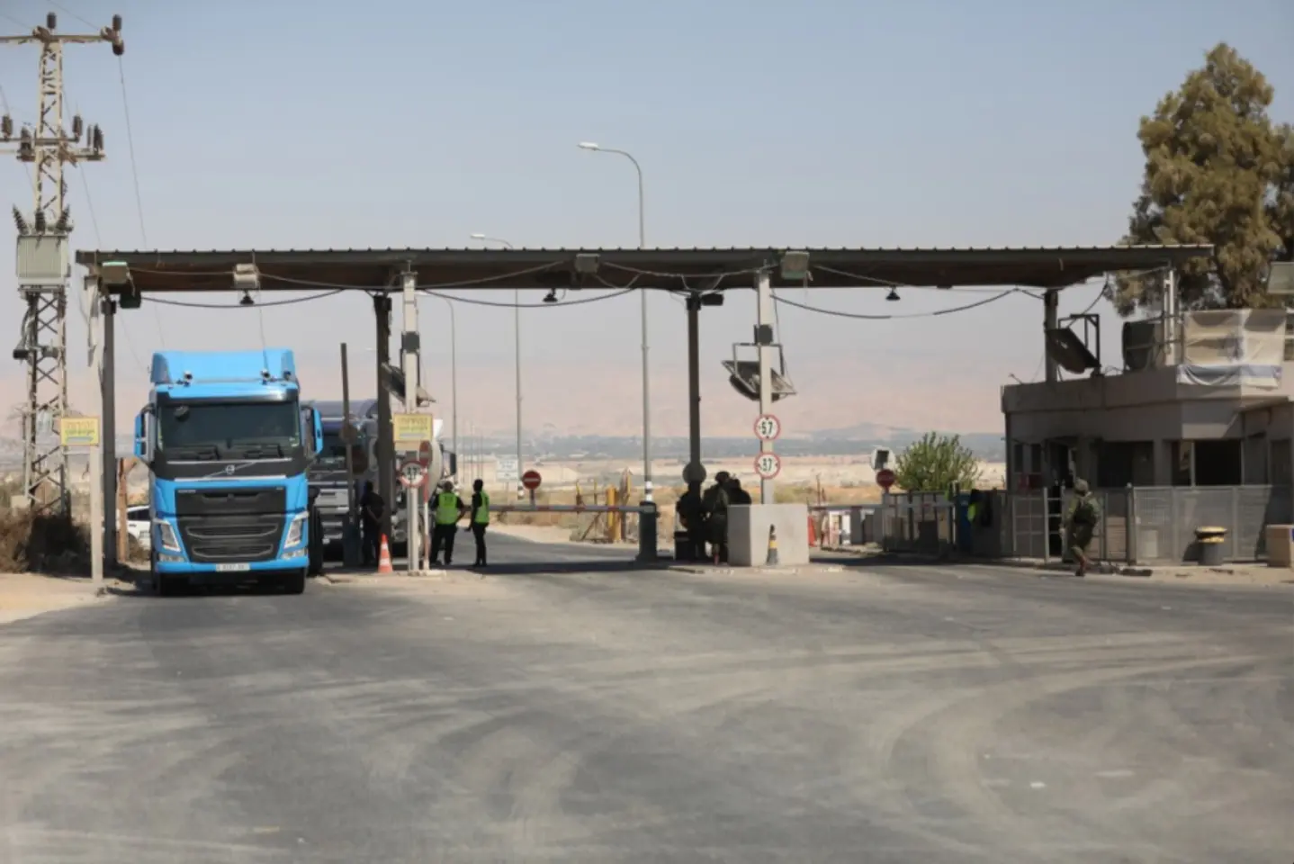 Doi soldați israelieni uciși la un punct de trecere a frontierei cu Iordania