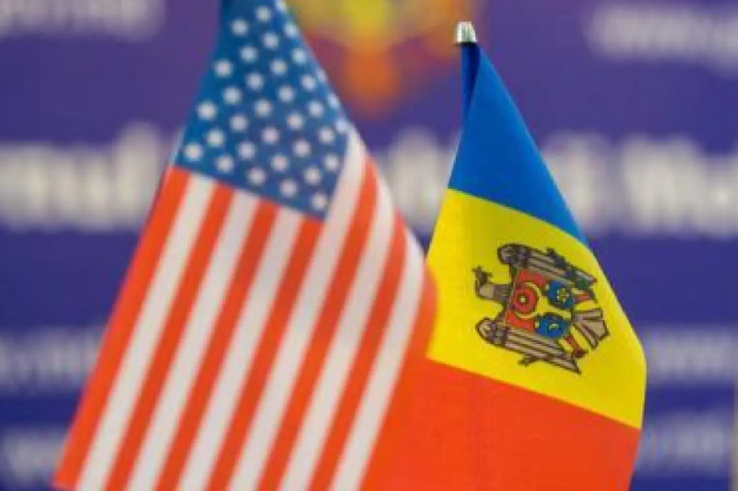 Opt foști ambasadori ai Statelor Unite își exprimă sprijinul față de R. Moldova, în fața amenințărilor ruse, într-o scrisoare publică