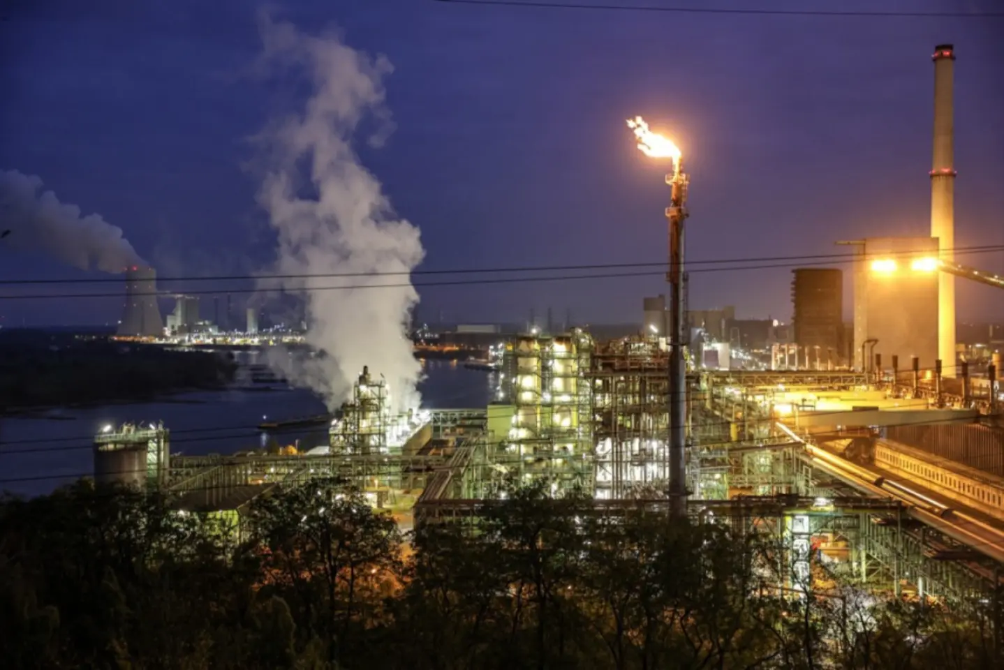 UE va anunța o serie de măsuri pentru protejarea industriei siderurgice