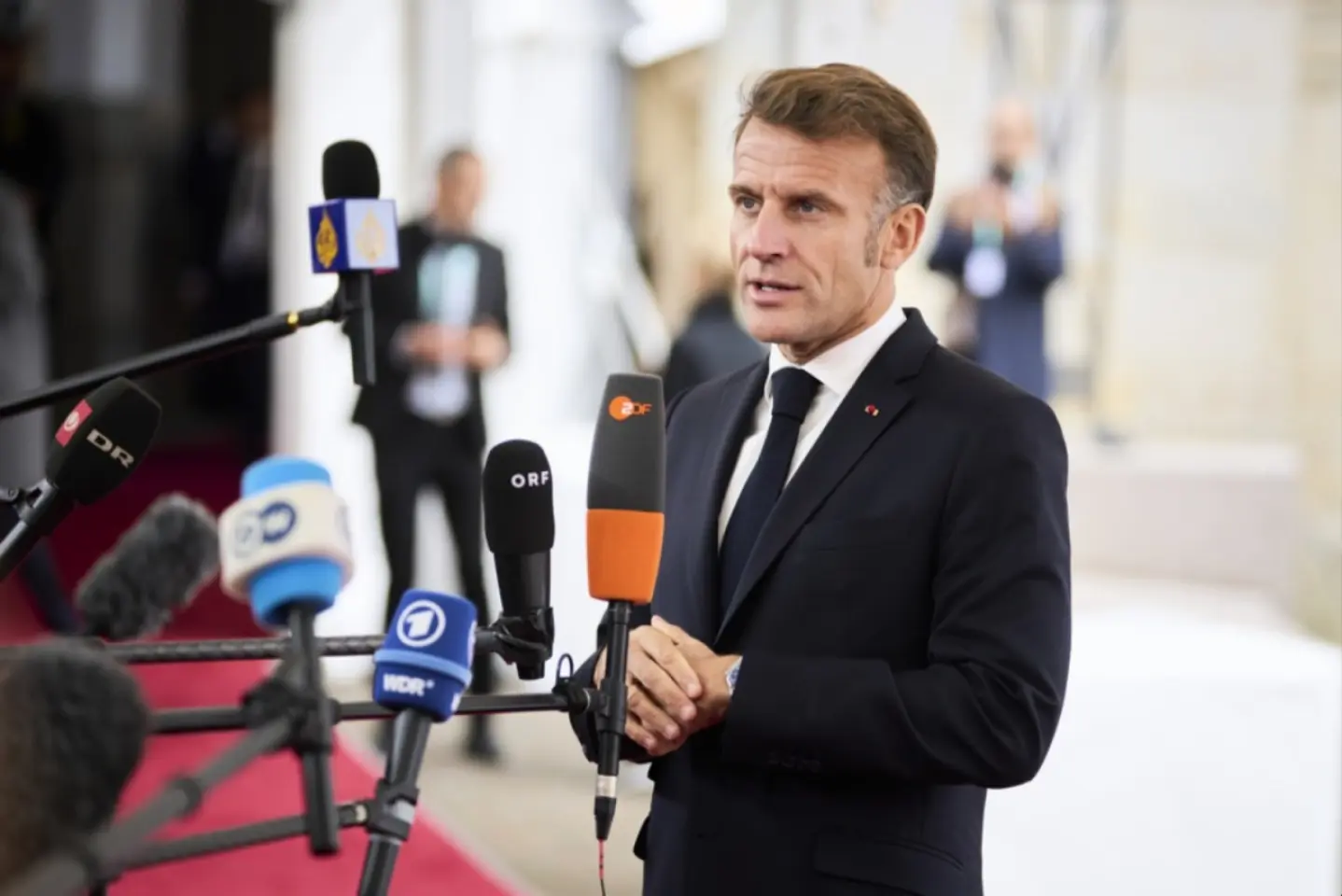 Macron anunță o reuniune privind flota-fantomă a Rusiei