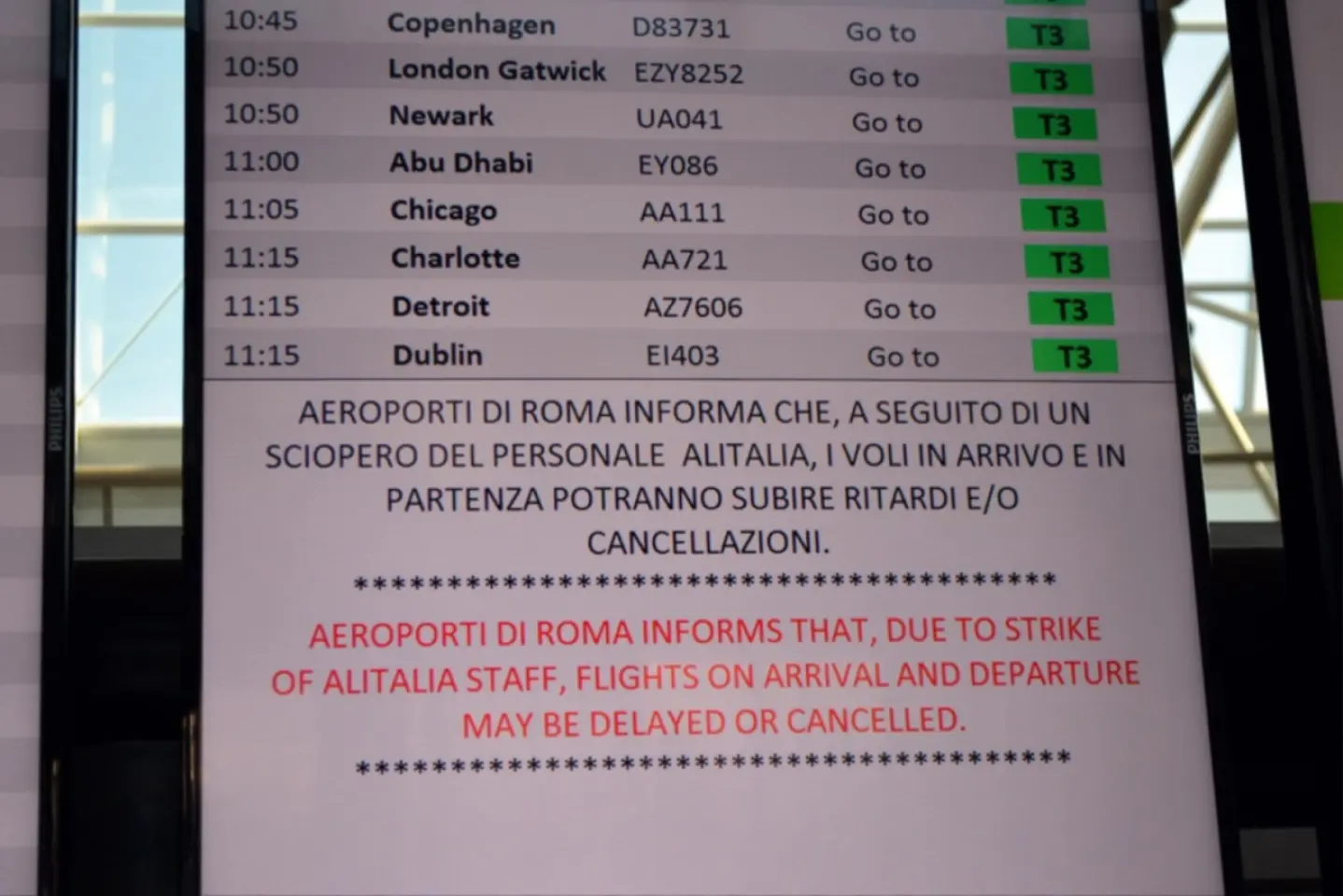 Luni, grevă pe aeroporturile de la Roma