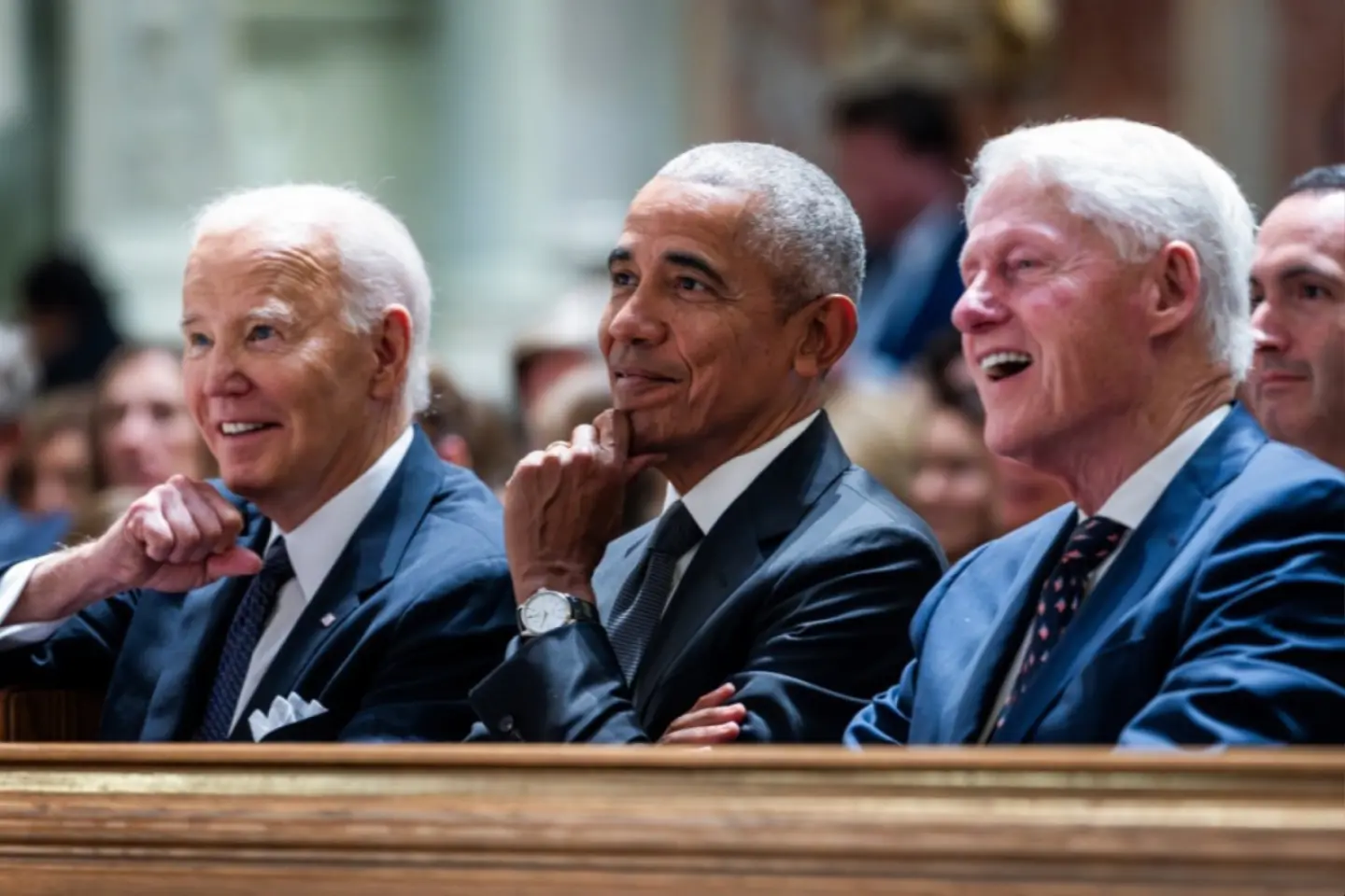 Biden și Clinton l-au lăudat pe Trump pentru contribuția la negocierea armistițiului din Gaza