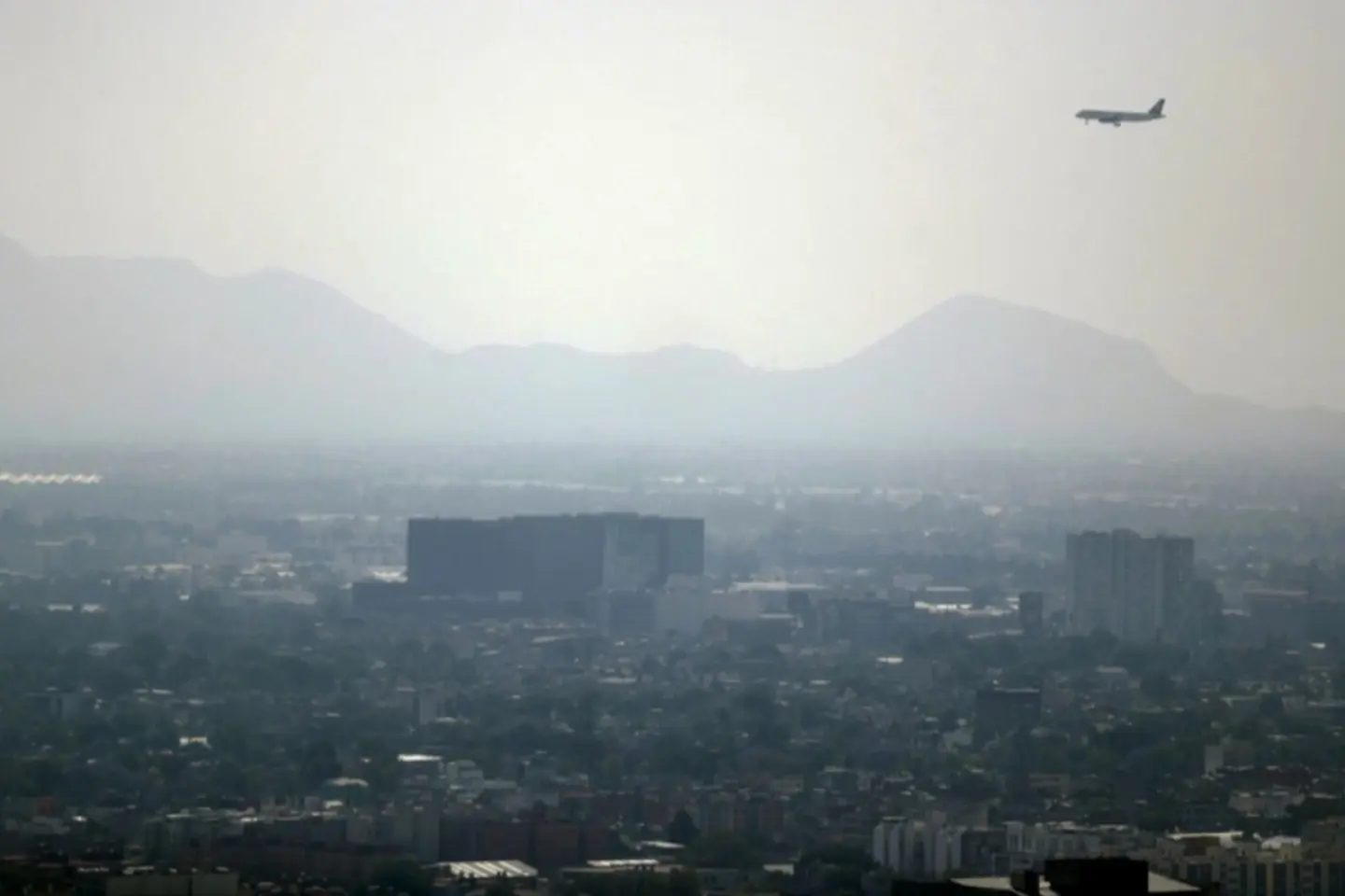 Creștere record a concentrației de CO2 în atmosferă în 2024