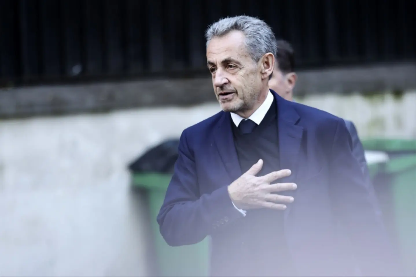 Fostul președinte francez Nicolas Sarkozy a ajuns după gratii
