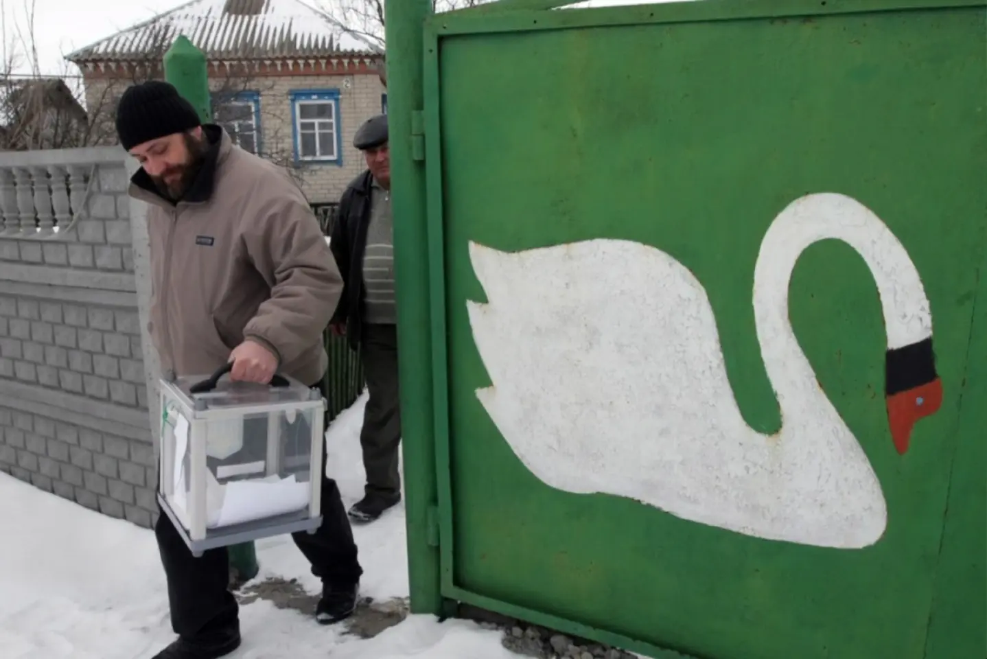 Armata rusă susține că a mai capturat trei sate ucrainene