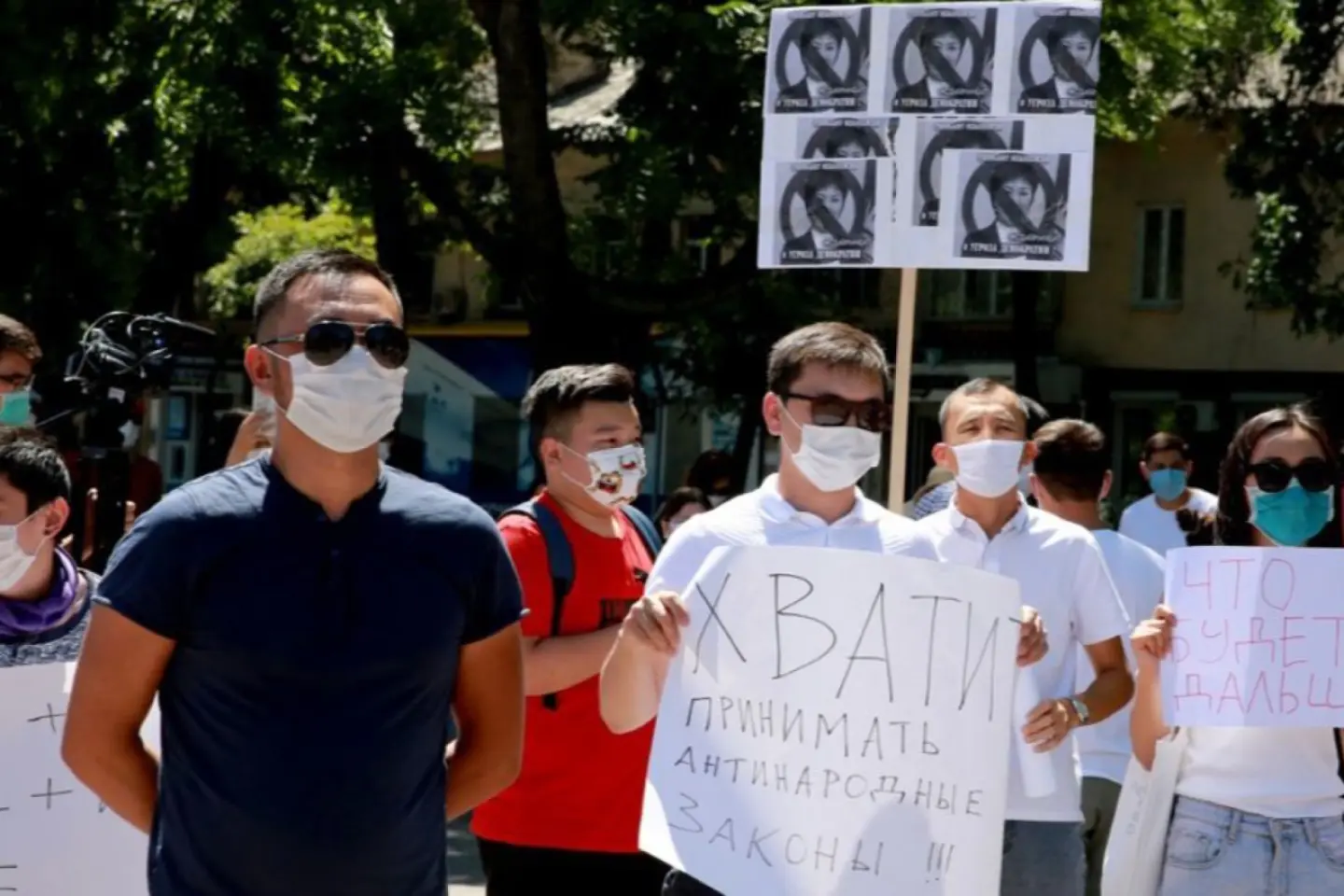 Trei instituții media critice la adresa autorităților kîrgîze au fost declarate „extremiste”