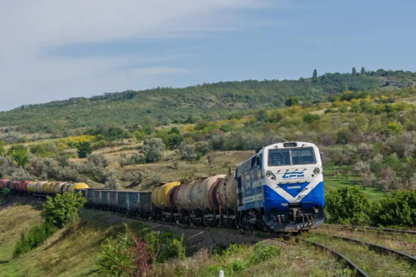 UE oferă granturi de 34 milioane euro pentru electrificarea liniei ferate Iași-Ungheni