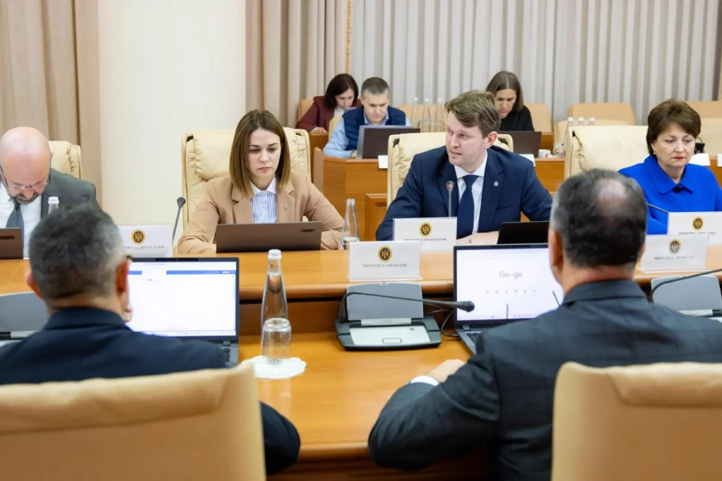 Ministrul Finanțelor: Avem discuții prealabile cu FMI, urmează să vină o misiune în decembrie 