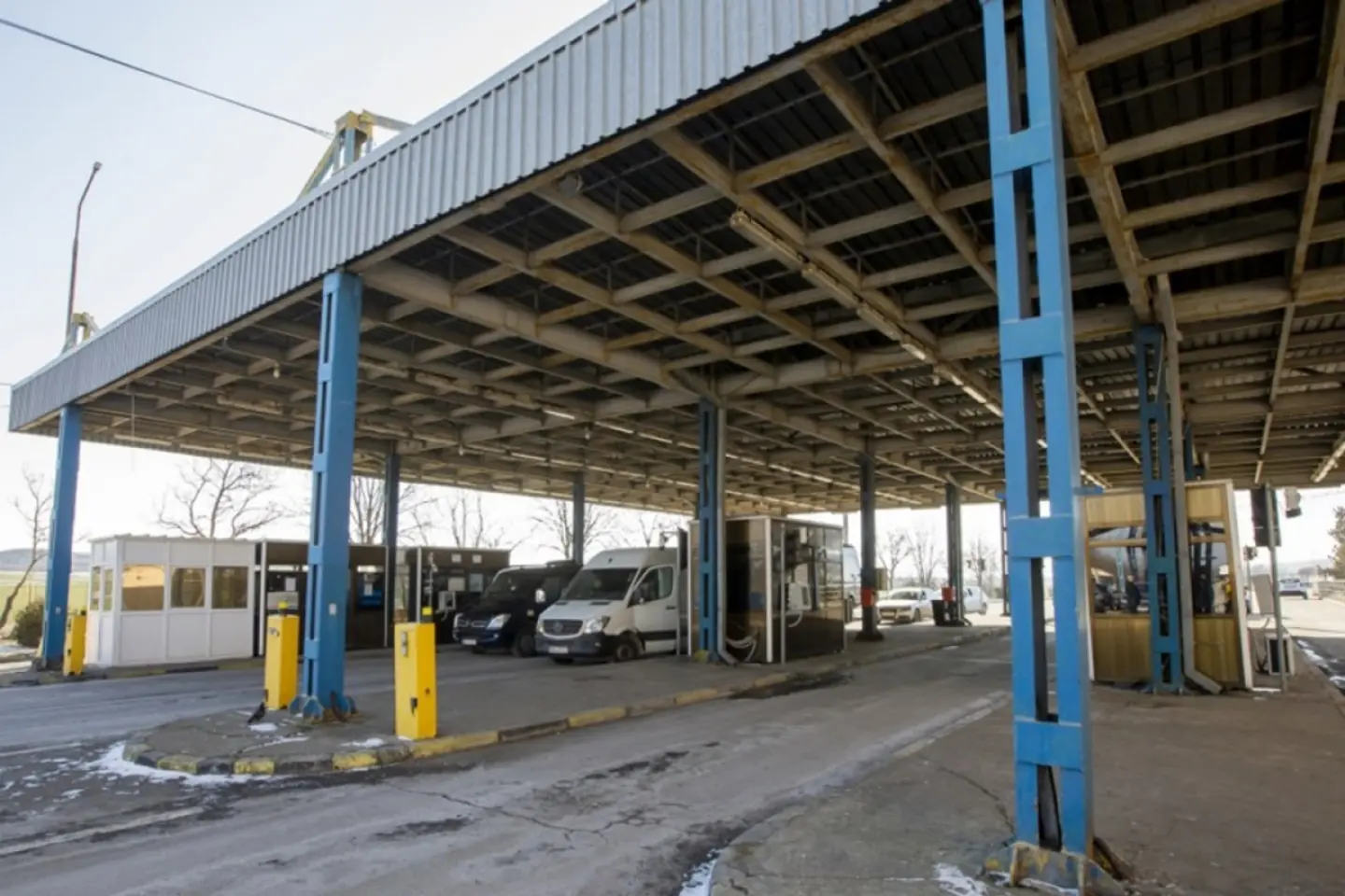 Două persoane reținute în cazul de contrabandă cu muniții spre România (PCCOCS)