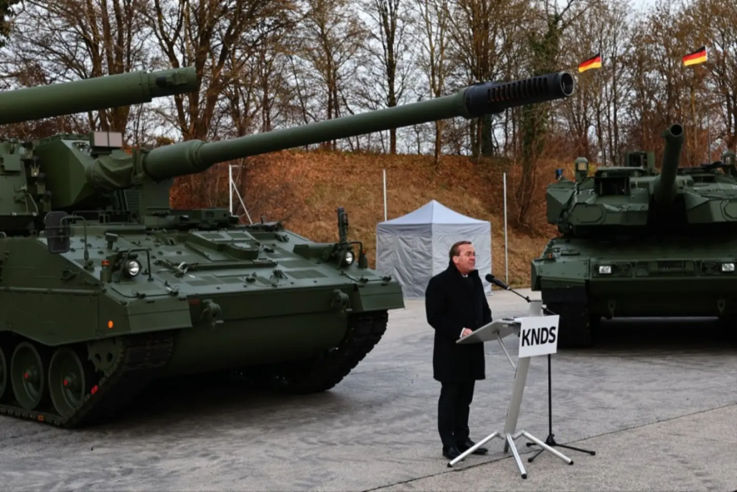 Ministrul german al Apărării, Boris Pistorius, vine în România