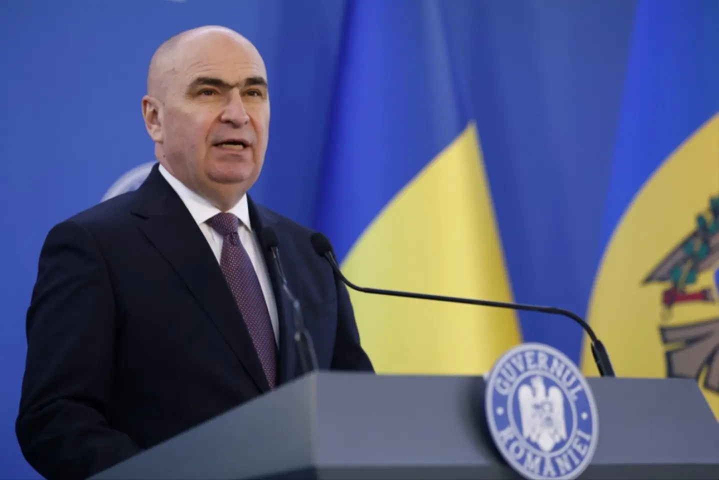 Moţiune de cenzură respinsă în Parlamentul de la București