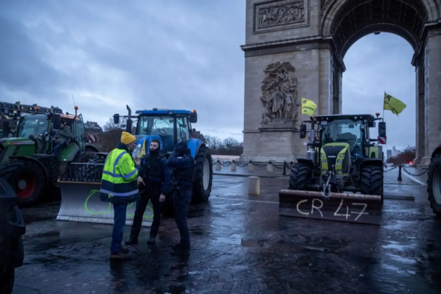 Protest de amploare al fermierilor francezi la Paris