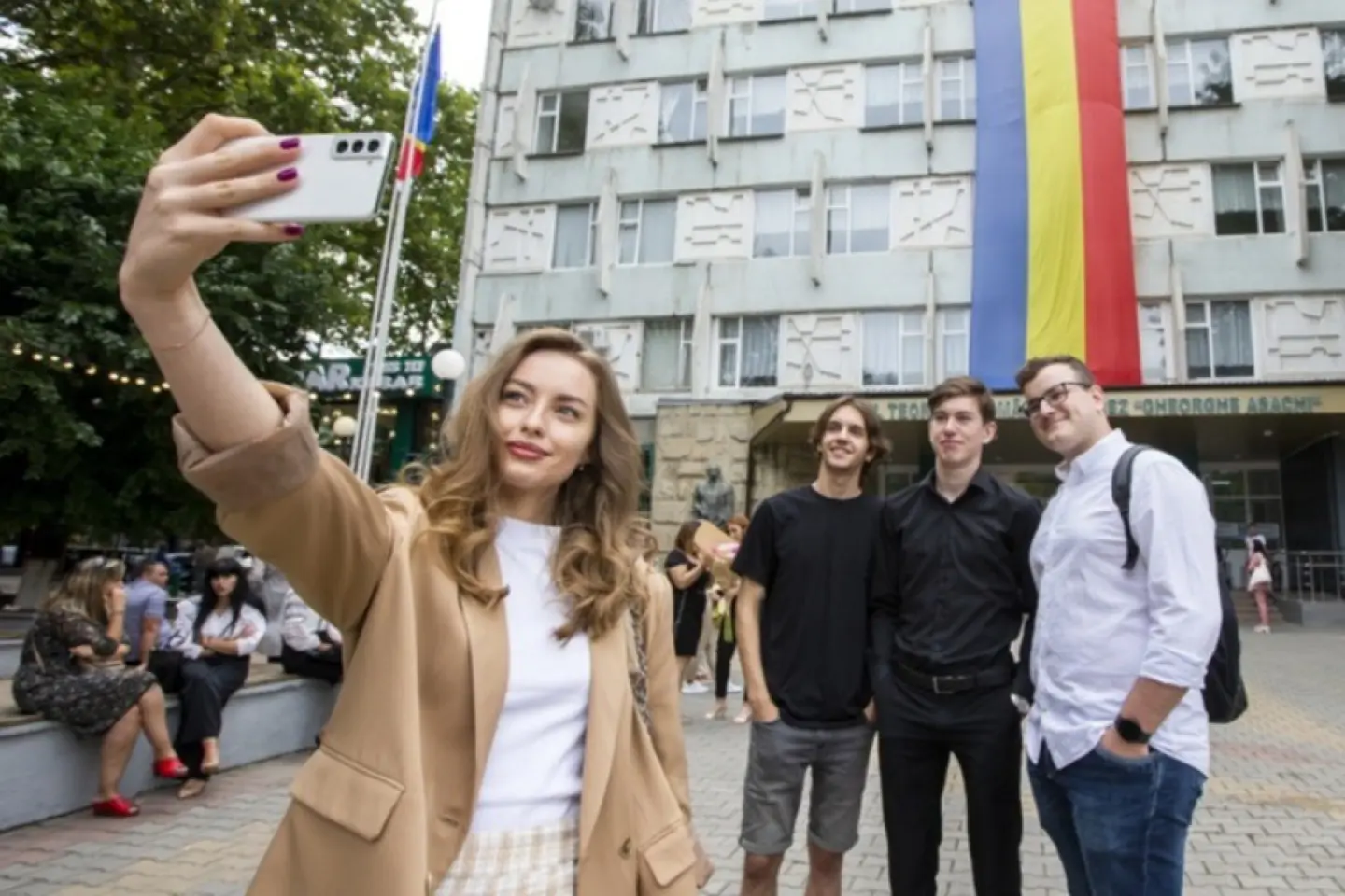 Maia Sandu propune consultări ample privind protejarea copiilor în mediul online