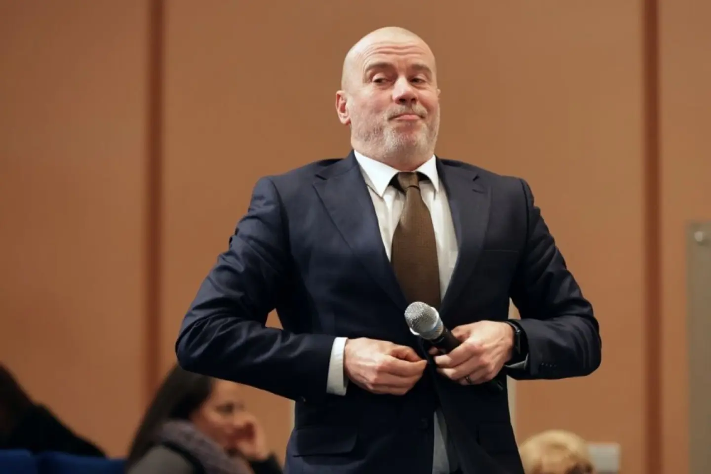 Bucureşti: moţiune simplă contra ministrului Culturii, Andras Istvan Demeter (UDMR)