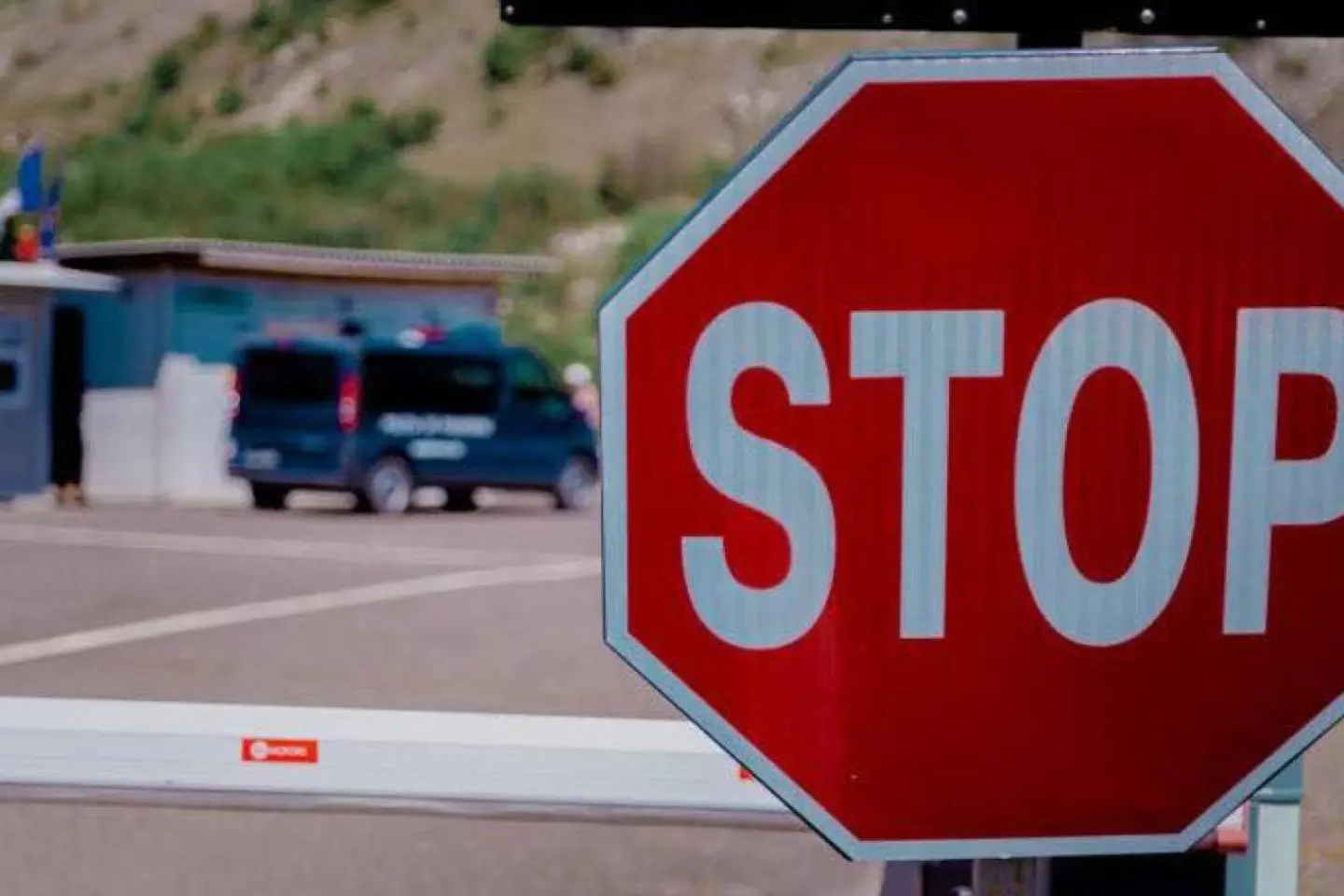 Toate punctele de trecere a frontierei moldo-ucrainene, suspendate temporar din cauza defecțiunilor tehnice