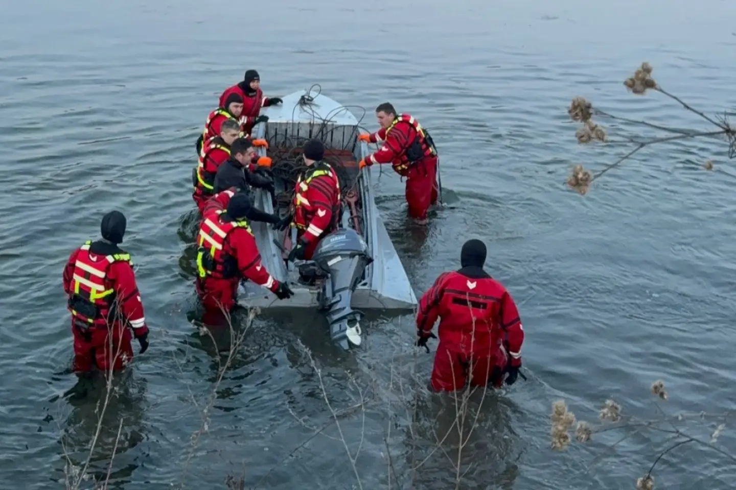 Situația pe râul Nistru, motiv de dispute în Parlament