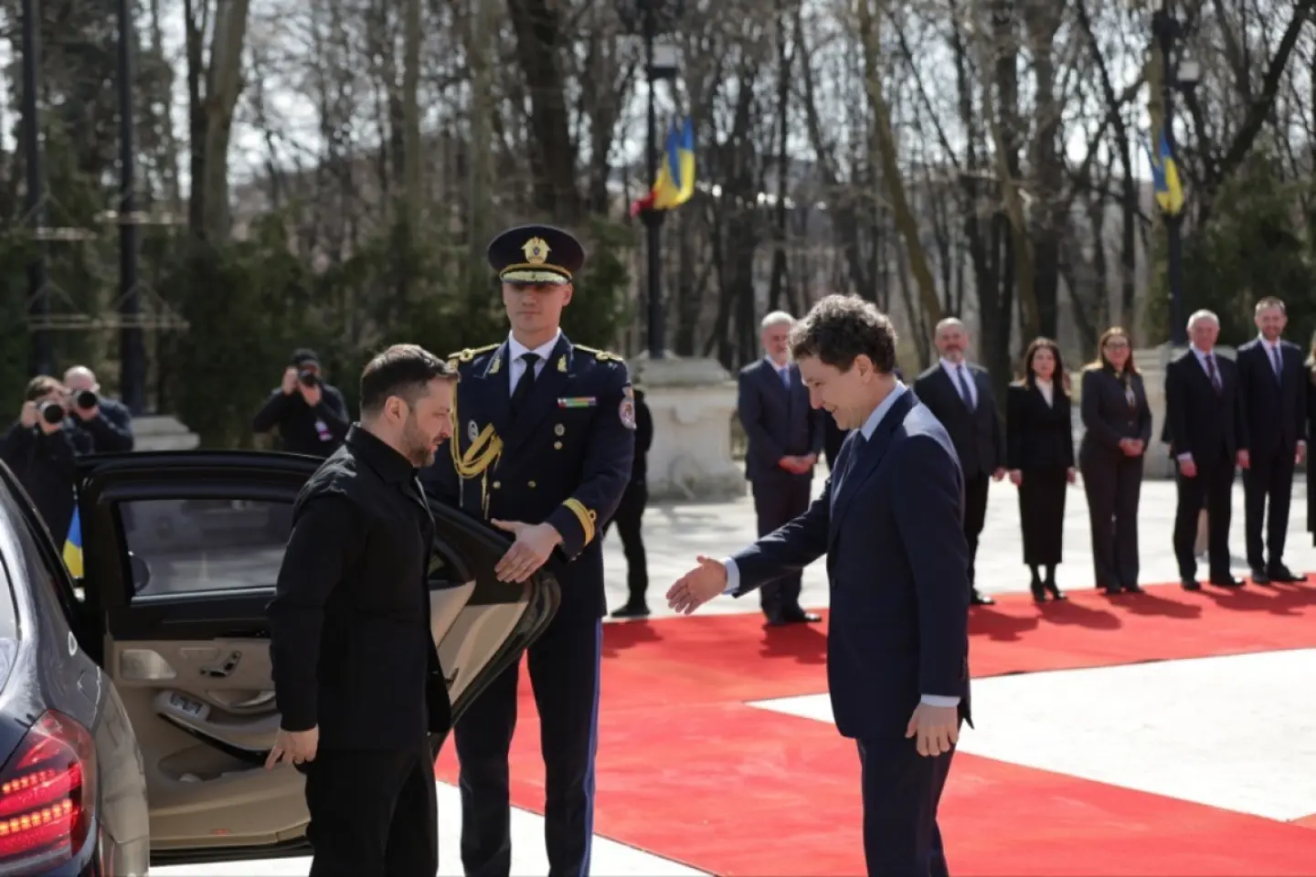 Preşedinții României, Nicuşor Dan, și Ucrainei, Volodimir Zelenski, au semnat o declaraţie de Parteneriat strategic între cele două țări vecine