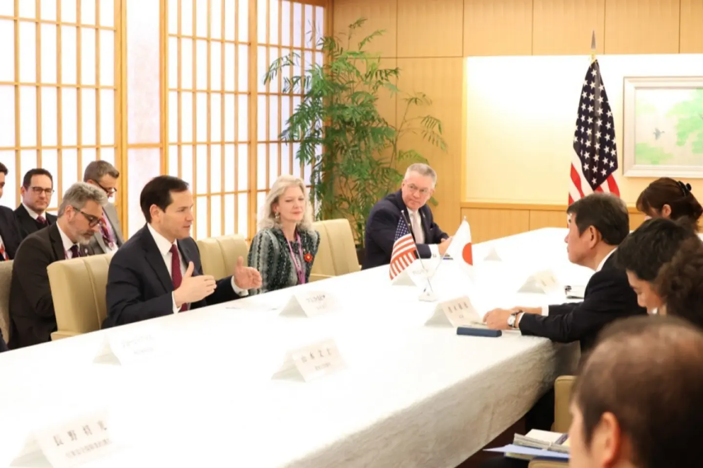 Rubio a sunat la Tokyo și Seul, după apelul lui Donald Trump