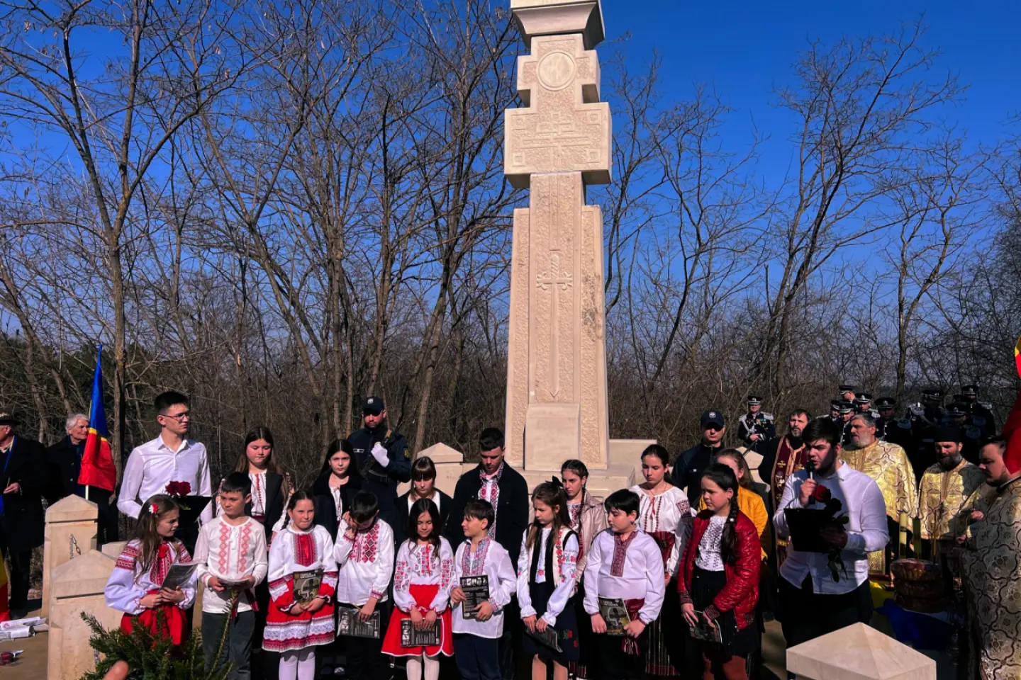 ДЕЗИНФОРМАЦИЯ: В Отачь установили памятник «палачу молдавского народа» — румынскому генералу Стану Поеташу