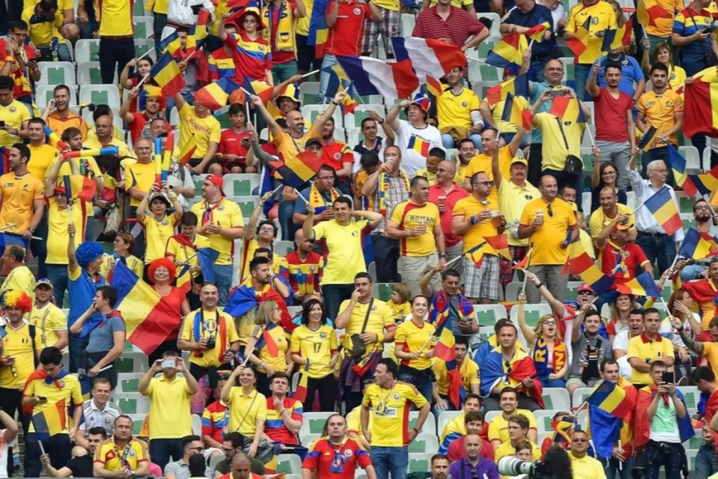 Echipa naţională de fotbal a României pregăteşte partida din deplasare cu Turcia, din semifinalele play-off-ului pentru calificarea la Cupa Mondială 