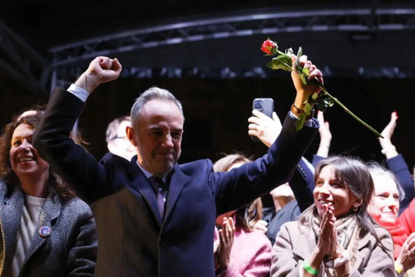 Socialiştii francezi au câştigat din nou primăria Parisului 