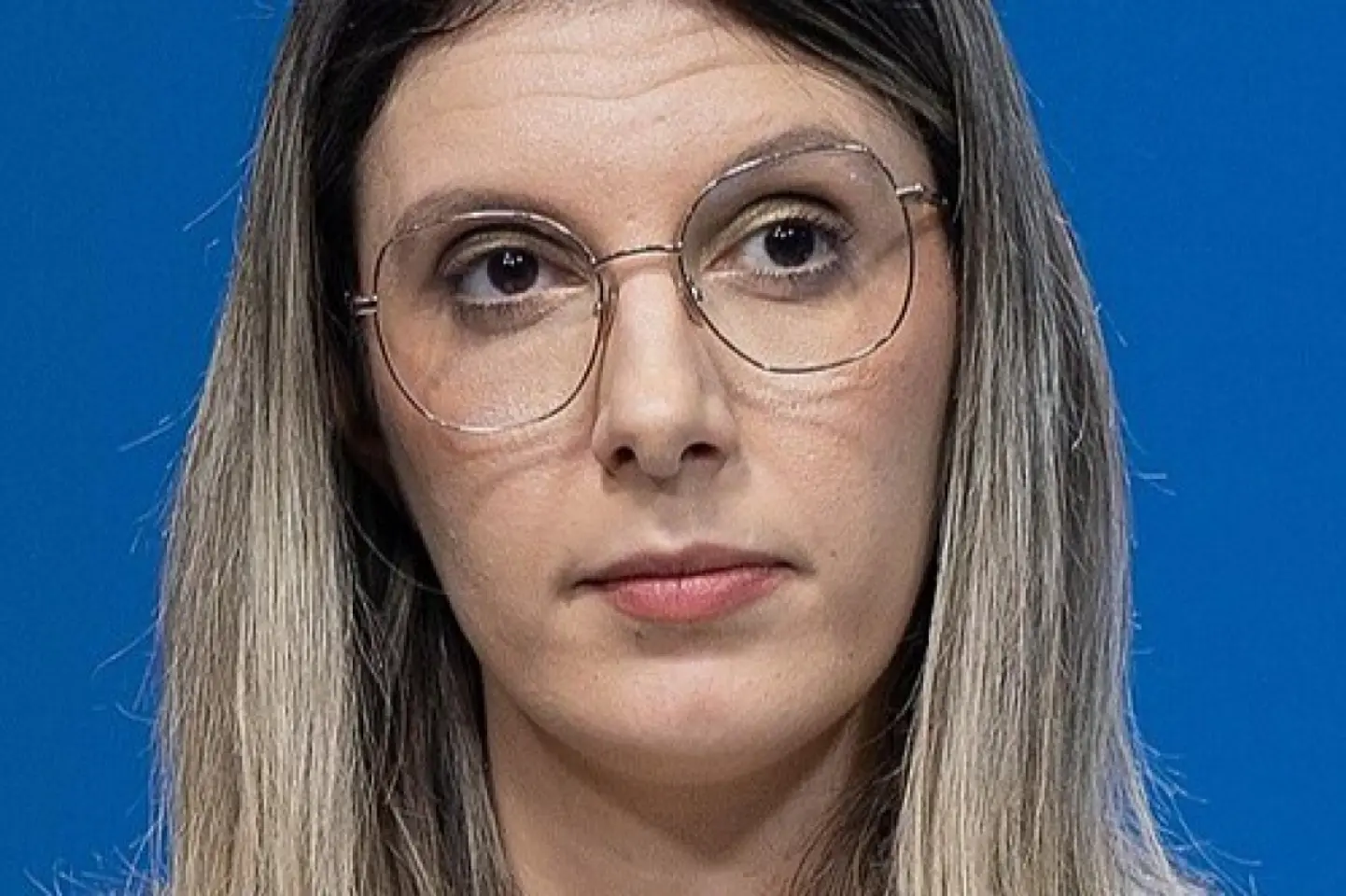 Senatul de la București dezbate și votează încă o moţiune simplă împotriva ministrului Mediului, Diana Buzoianu