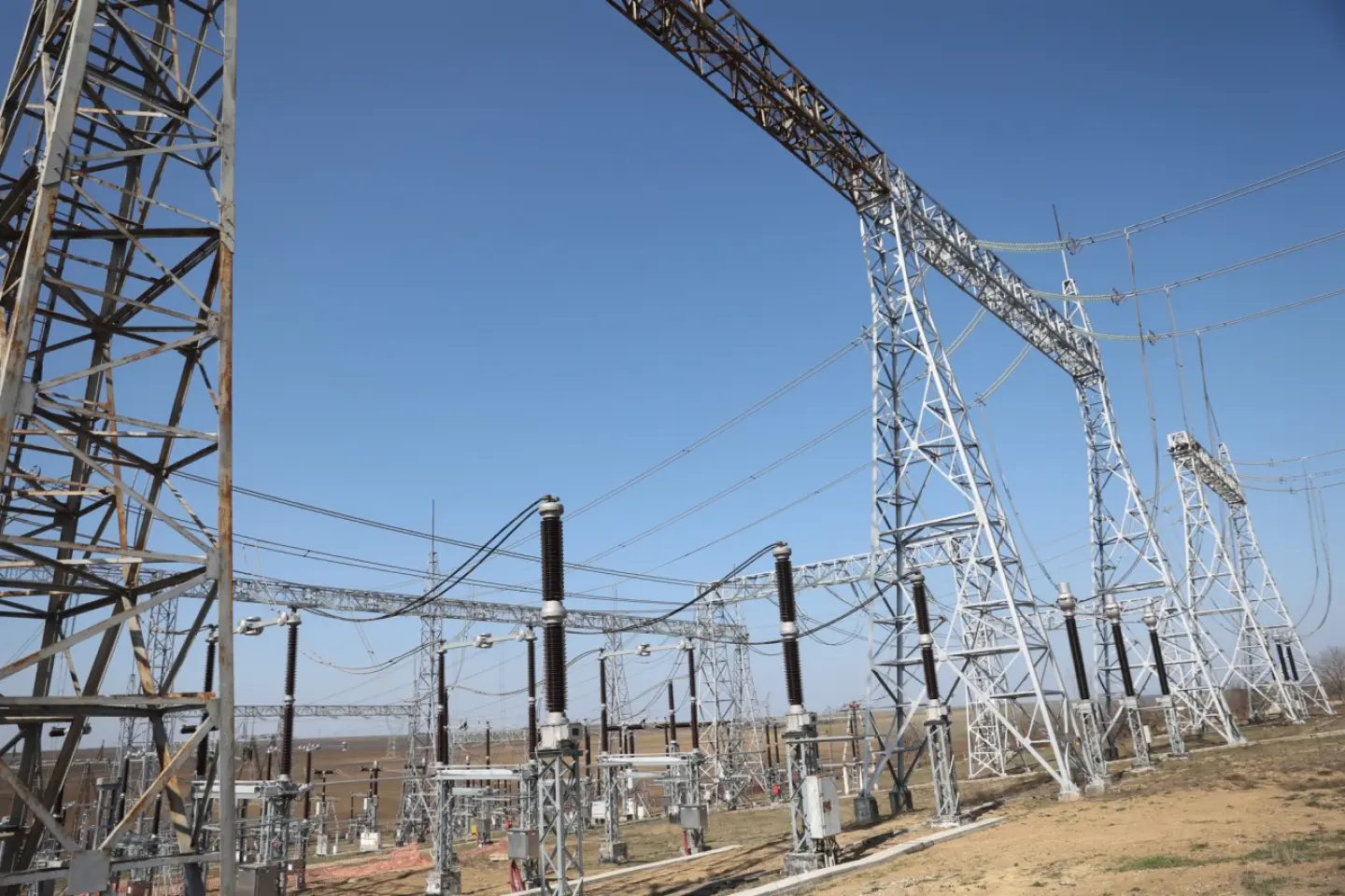 Linia electrică Vulcănești–Isaccea, reconectată după avarii provocate de atacurile rusești