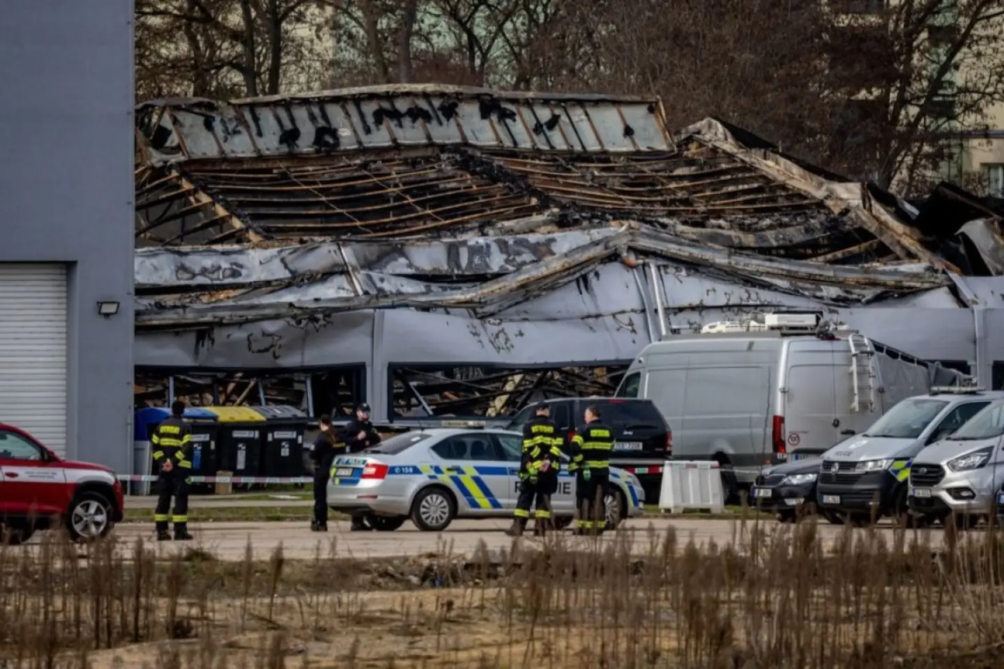 Şapte persoane au fost arestate în urma incendiului izbucnit la sediul din Cehia al unei companii producătoare de drone