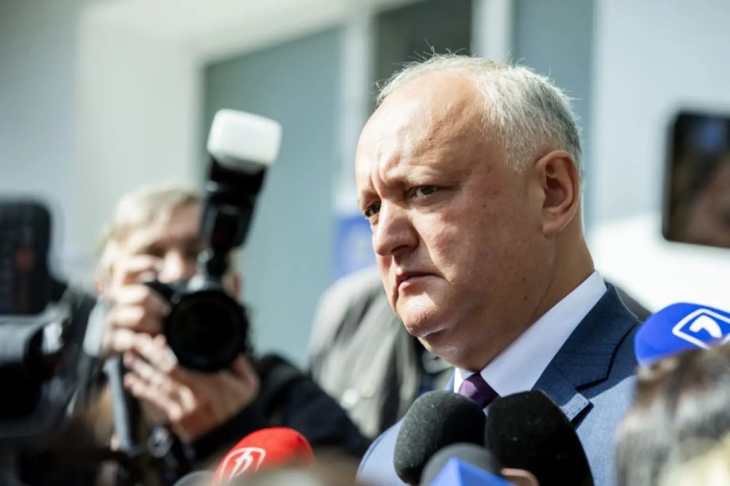 Democrația trebuie apărată, până va învăța să se apere singură