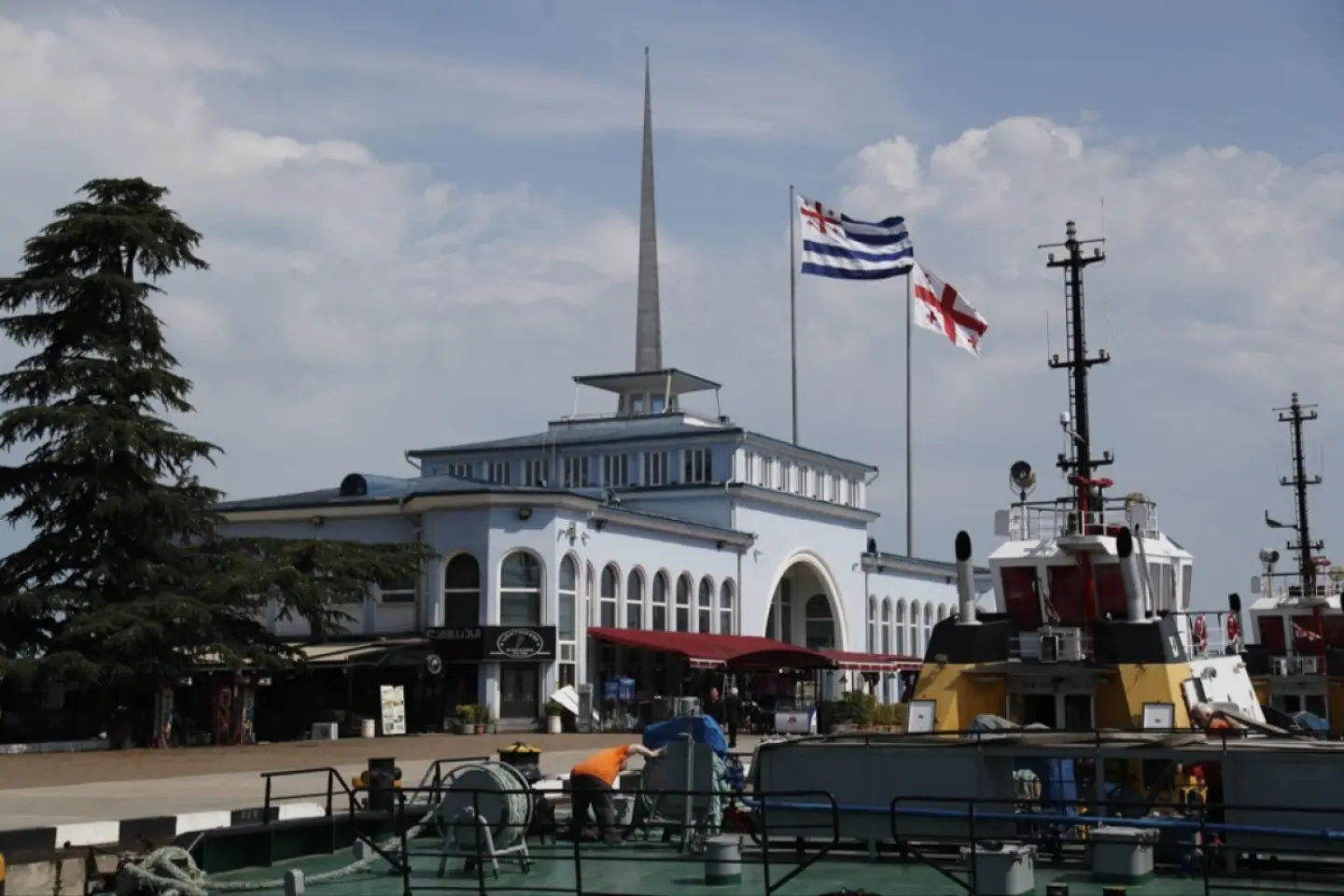 Medalie de bronz pentru românul Tiberiu Ionuţ Donose la Campionatele Europene de haltere
