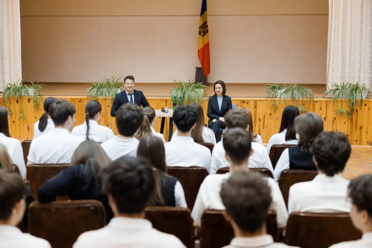 Siguranța copiilor în mediul online, în centrul discuțiilor Maiei Sandu la Bălți