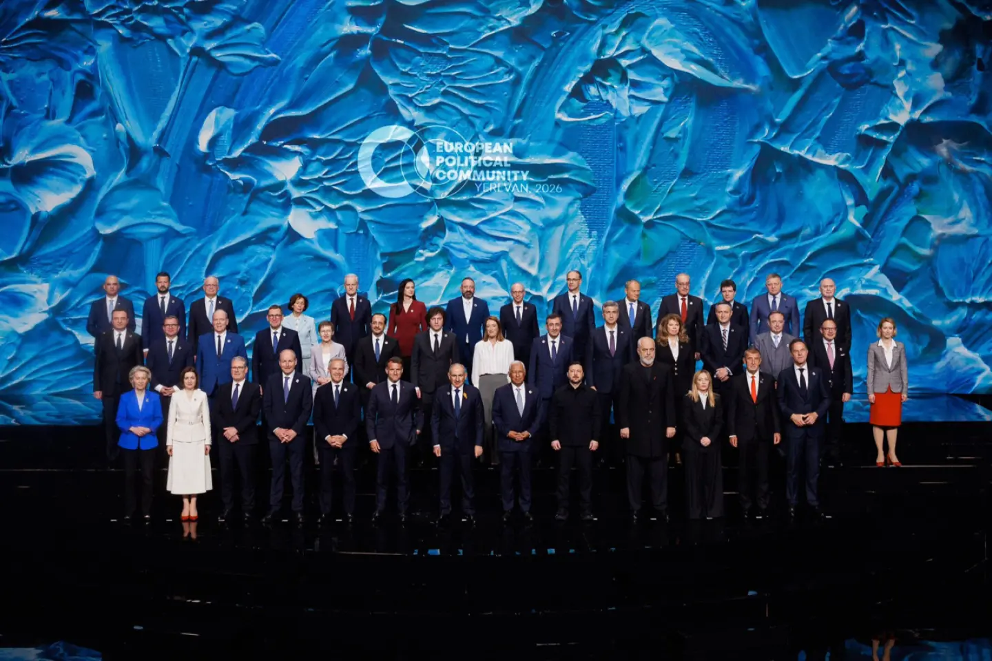 Liderii europeni s-au reunit la Summitul Comunității Politice Europene de la Erevan
