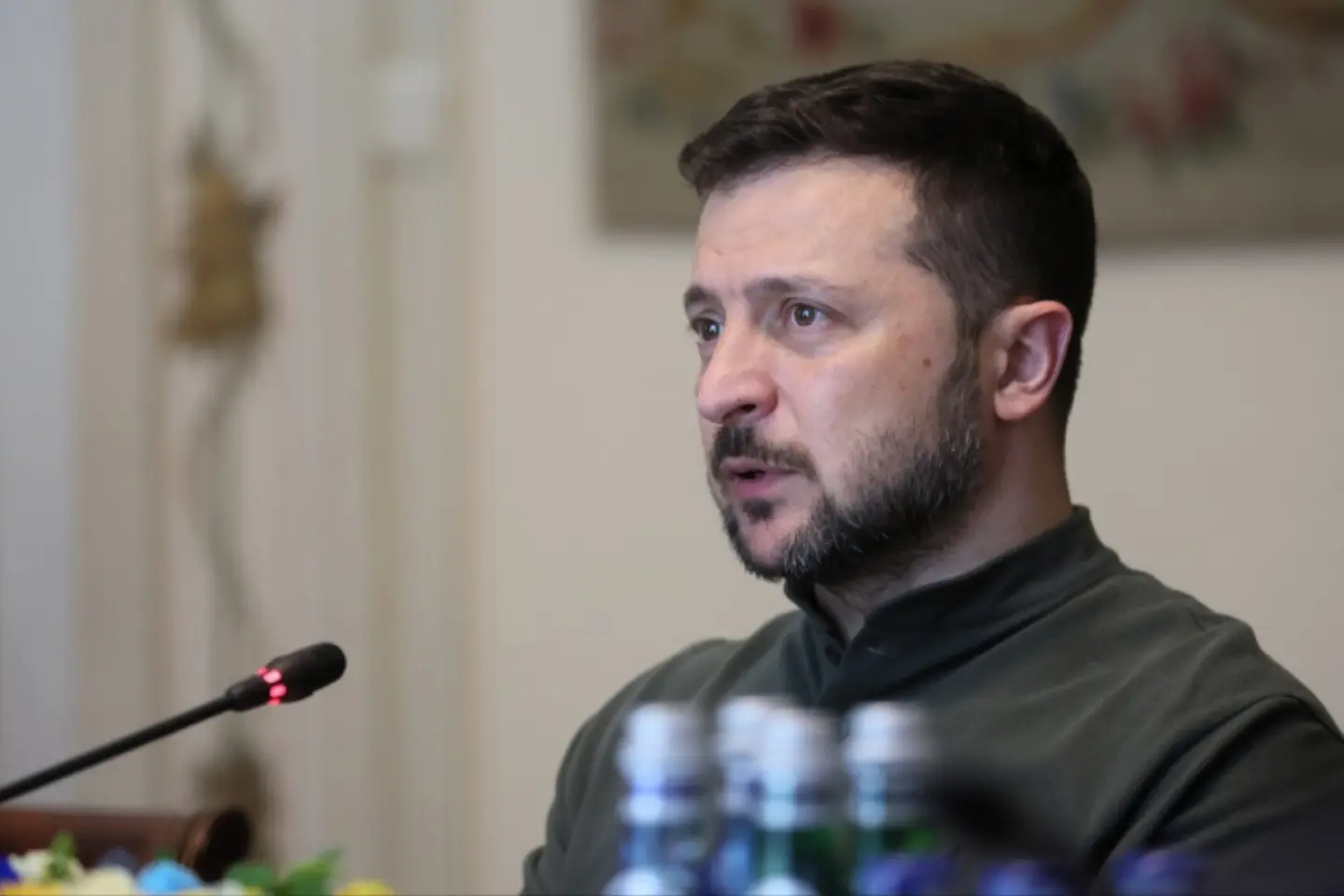 FAKE NEWS: Occidentul recunoaște că Zelenski va fi înlocuit cu politicieni dispuși să negocieze cu Rusia