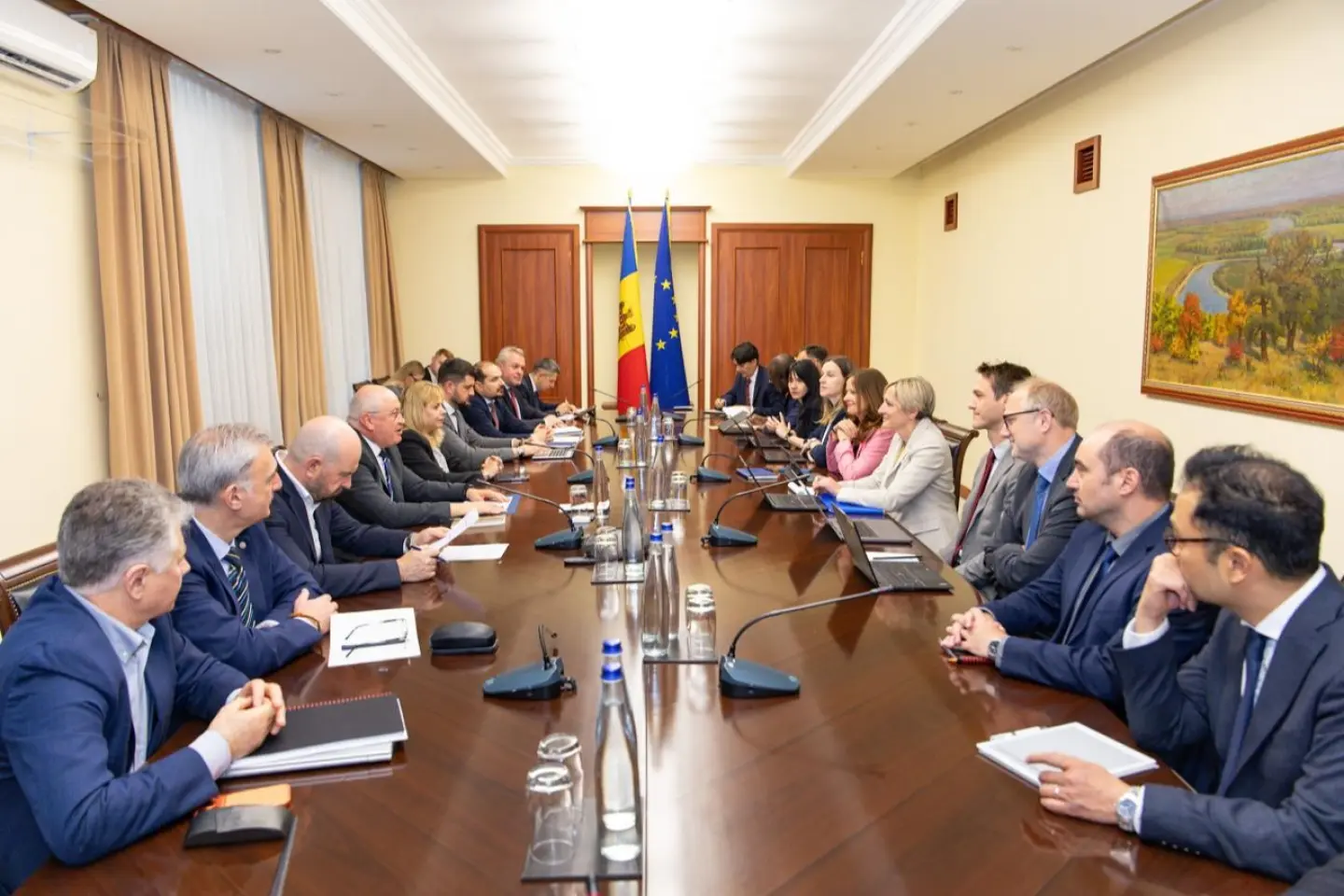 Premierul Alexandru Munteanu s-a întâlnit cu delegația FMI la Chișinău