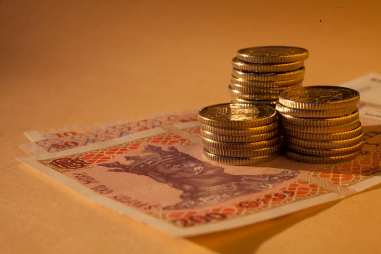 BNM a majorat rata de bază la 6,5%