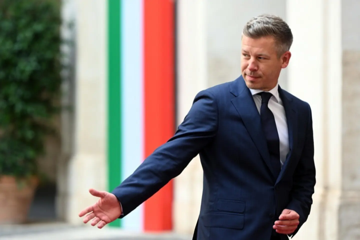 Conservatorul pro-european Peter Magyar, învestit oficial ca premier al Ungariei