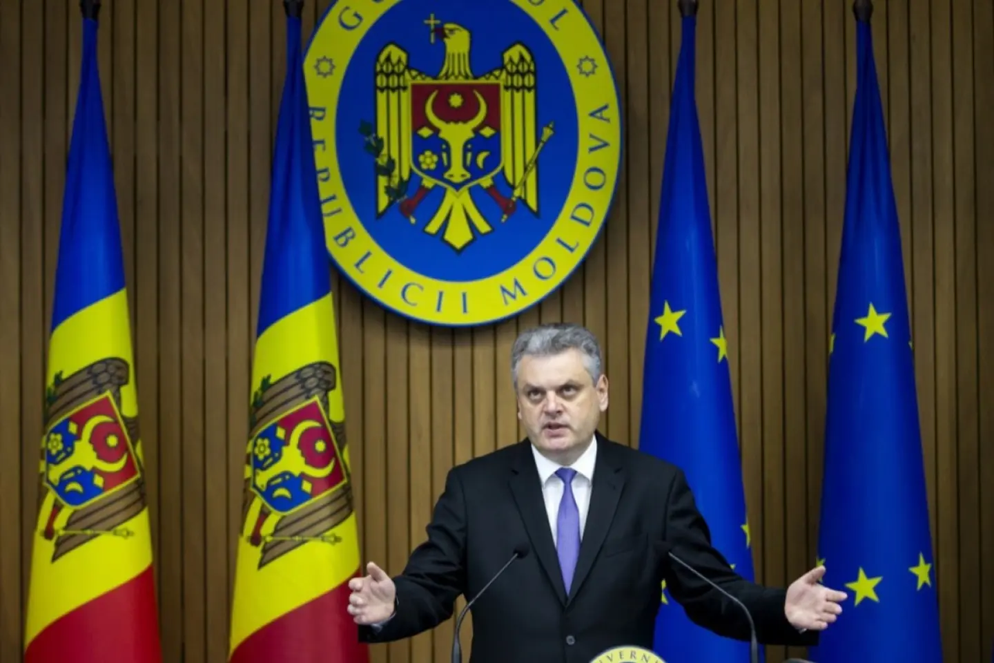 Politologul, diplomatul şi omul politic din Republica Moldova Oleg Serebrian – pe afișul Festivalului Culturii Române de la Cracovia