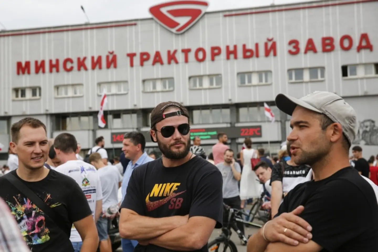 Altercații la București între cetăţeni români şi, respectiv, ucraineni, cei din urmă veniţi pentru concertul rapperului belarus Max Korj