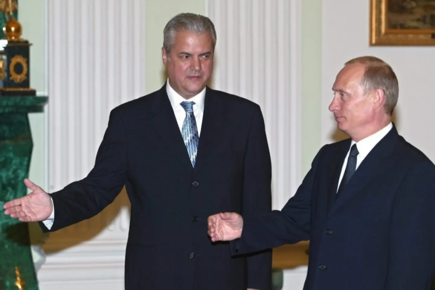 București: publicul va avea acces la documente elaborate de Ministerul Afacerilor Externe, la scurt timp după Revoluția anticomunistă din 1989, și recent declasificate