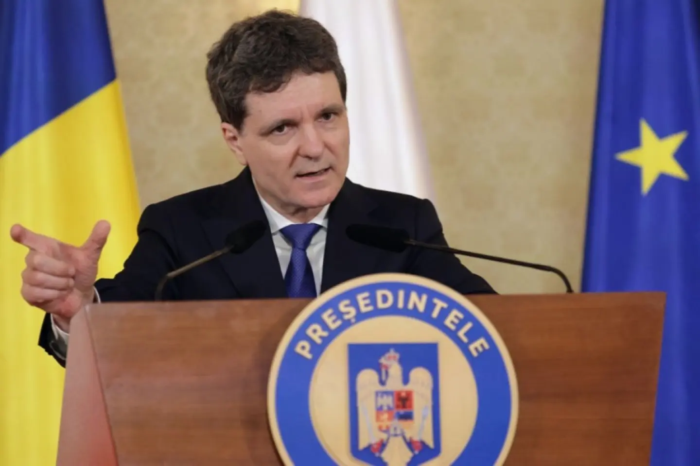București: ar urma să se reia consultările pentru formarea unui nou guvern