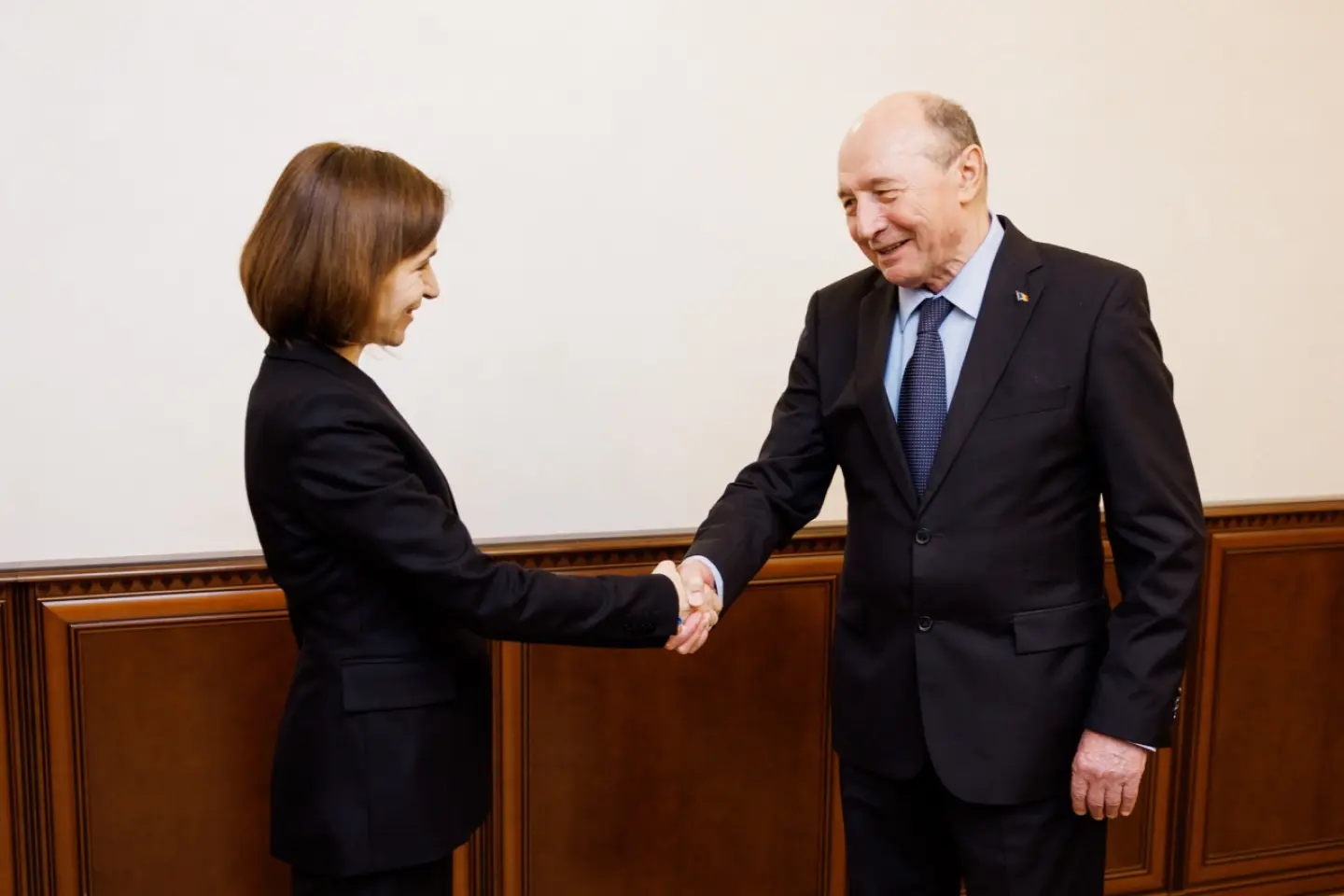 Traian Băsescu a primit cetățenia Republicii Moldova