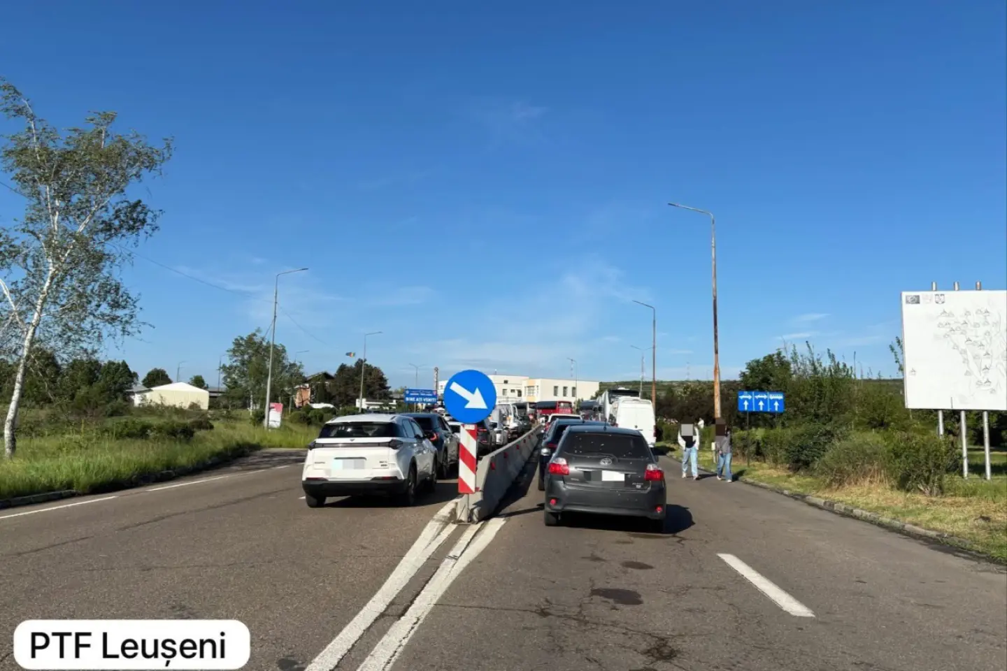 Paisprezece persoane care încercau să intre ilegal în UE, au fost reținute la frontiera moldo-română 