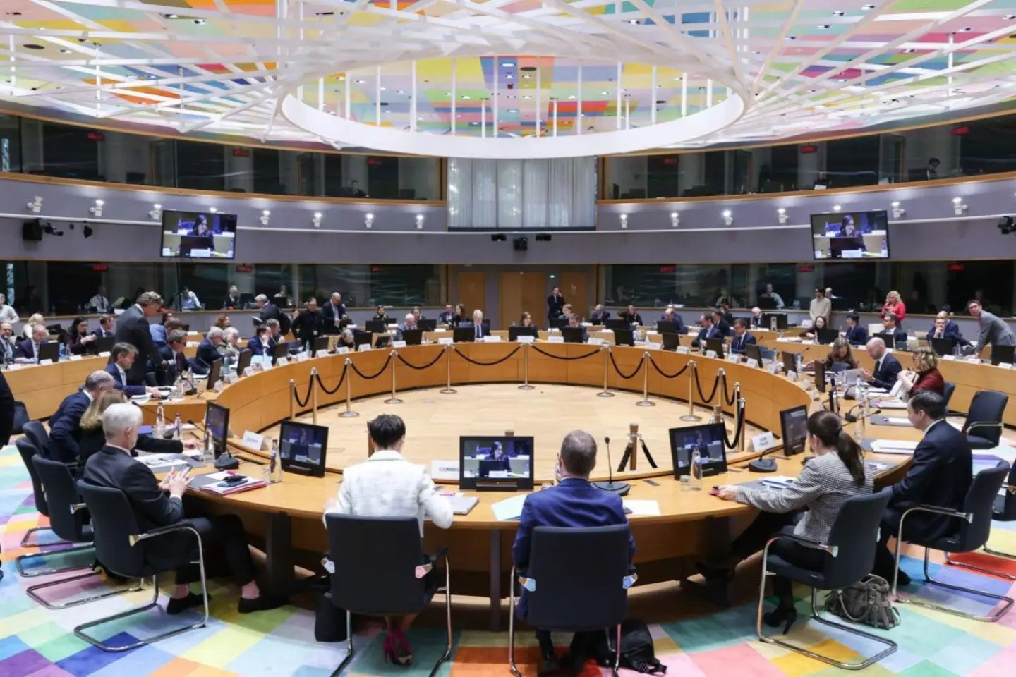 Cele 27 de state UE au convenit deschiderea oficială a negocierilor de aderare cu R. Moldova  