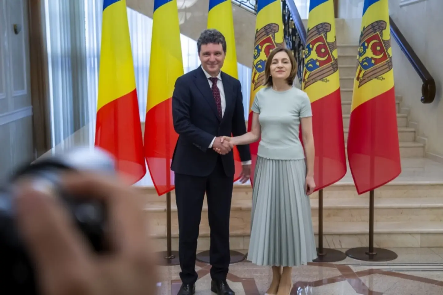 Sprijinul pentru Republica Moldova – prioritar pe agenda preşedintelui României, Nicuşor Dan, la summit-ul comunitar de la Bruxelles