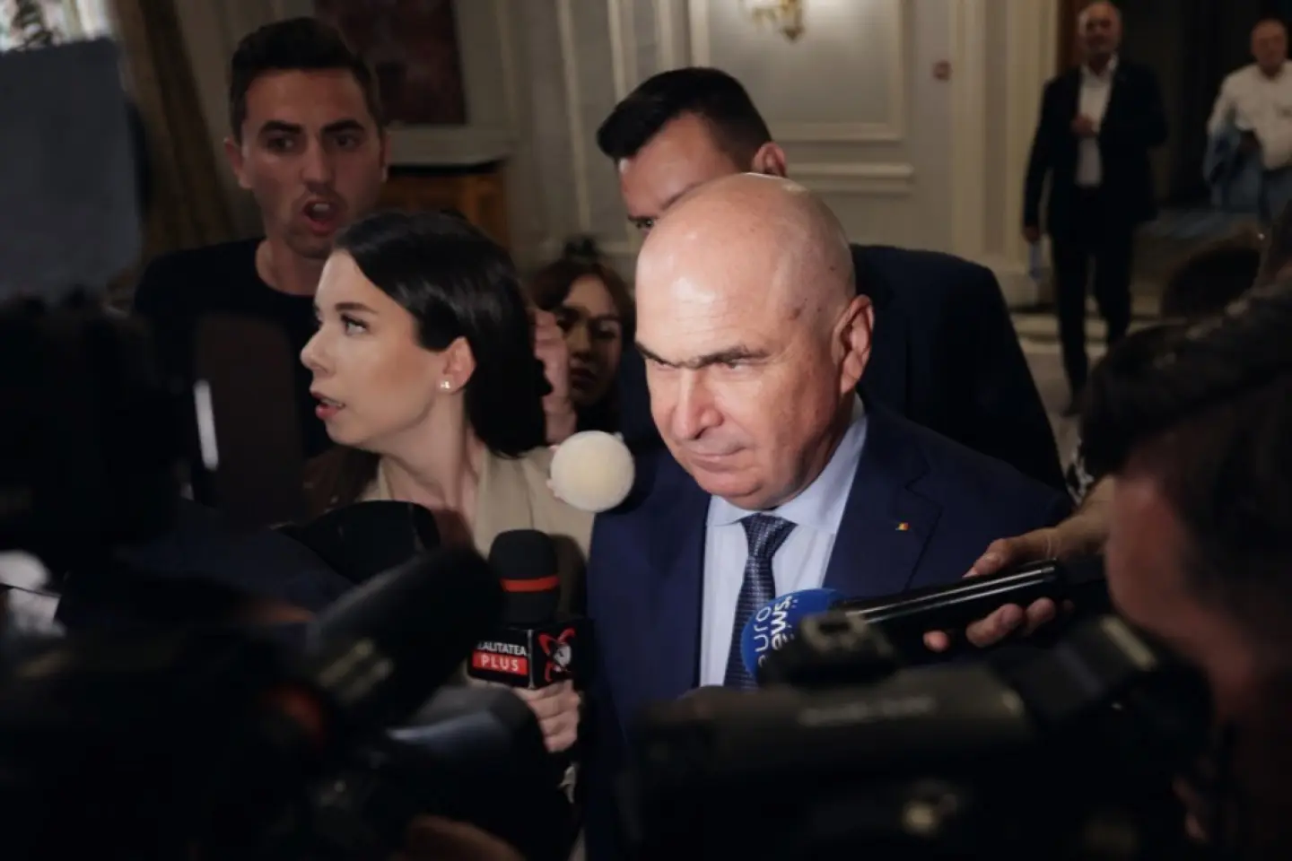Politică românească, duminică după amiază: criza continuă