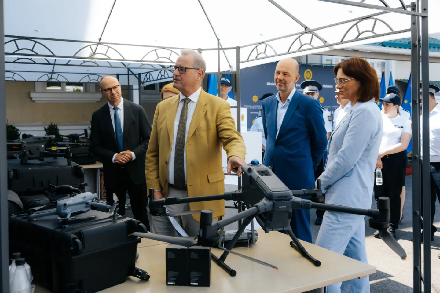 81 de drone vor fi folosite pentru supravegherea frontierei și intervenții de urgență